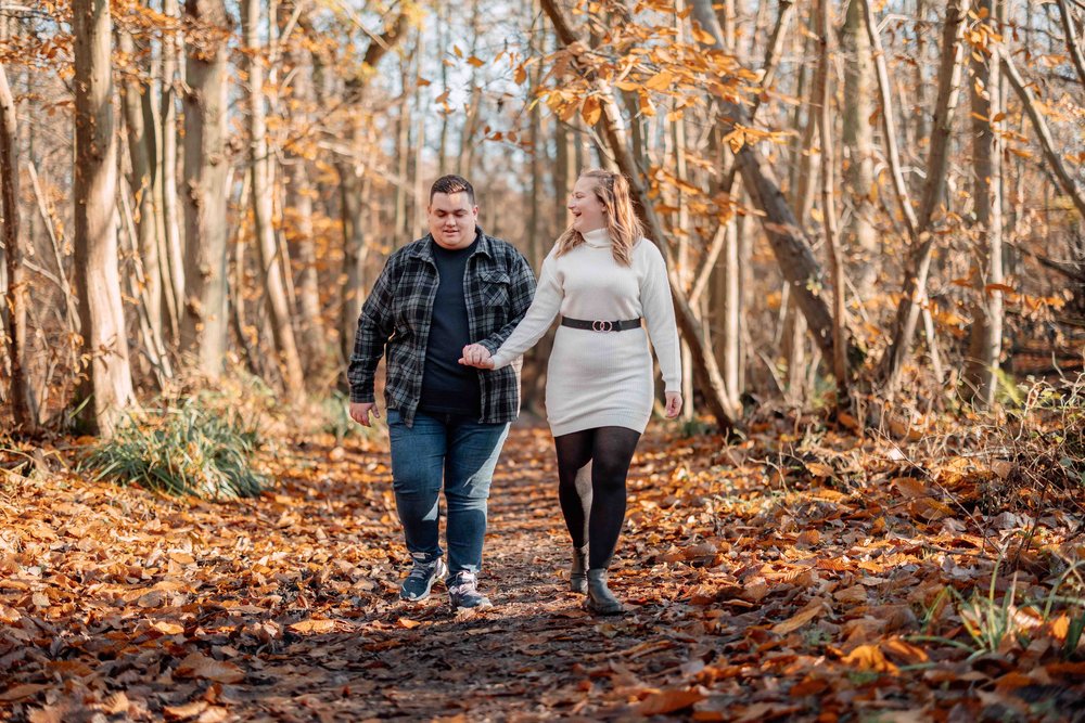 wrabness-woods-suffolk-autumn-engagement-photoshoot-josh-white-uk-weddings (24).jpg