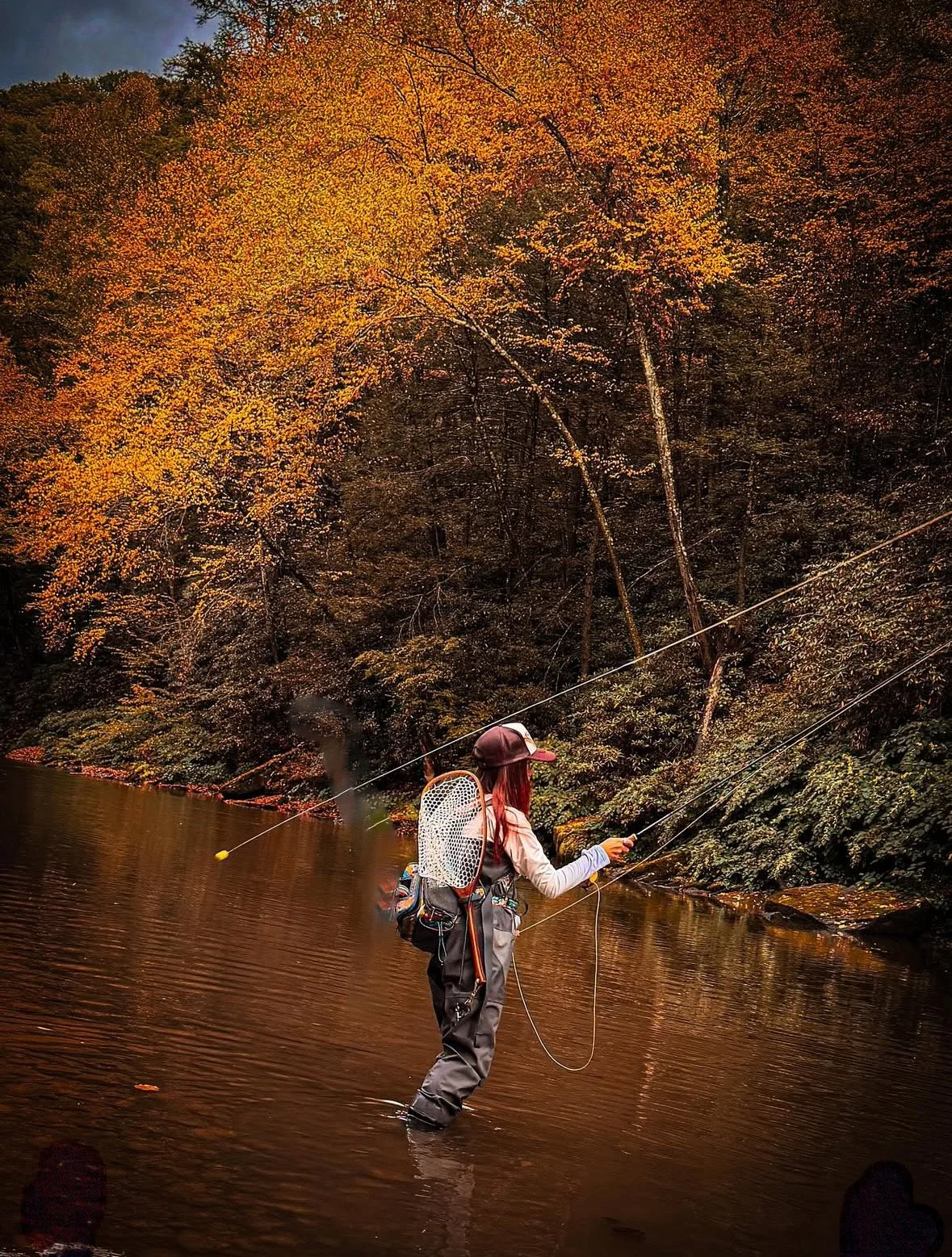 rockspring-nets-angler-fly-fishing-autumn-river-wooden-landing-net.JPEG