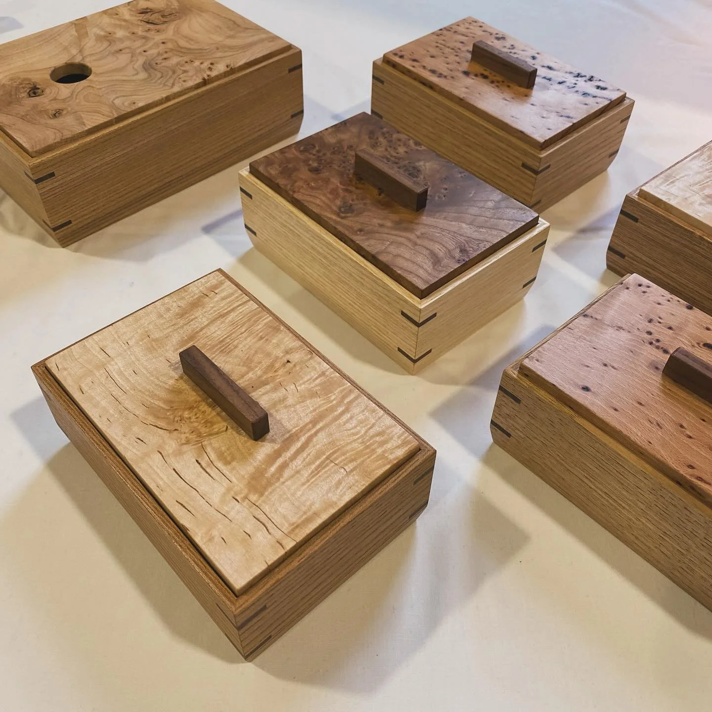 Busy day at Peebles Woodmarket yesterday with TreeFest bringing in extra visitors. Fingers crossed today is just as busy&hellip;