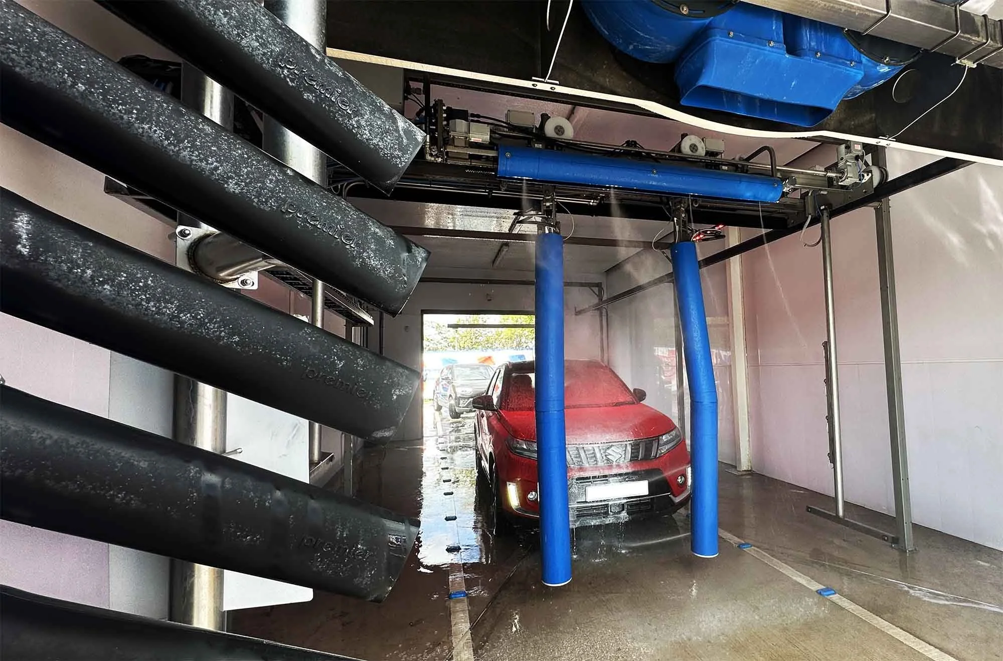 What Are The Benefits of an Automatic Touchless Car Wash? — Wash Now