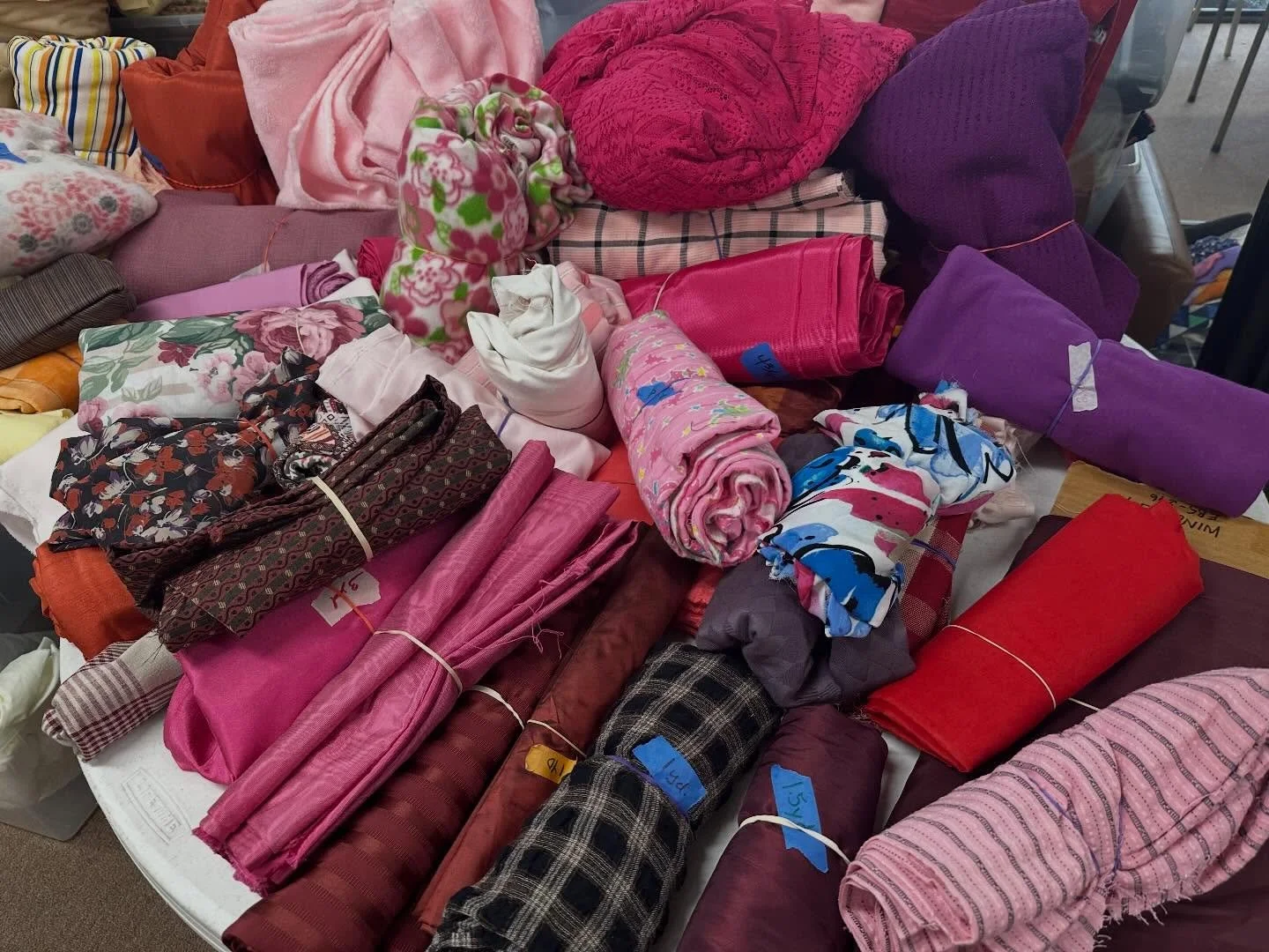 We are excited to see you today (Sunday the 18th) for the second day of our fabric and yarn sale! 

We are here 12-4 at Studio CRC (1017 Waterman Ave, East Providence). 

Tons of gorgeous fabrics left, plus free upholstery samples. Drive safely!