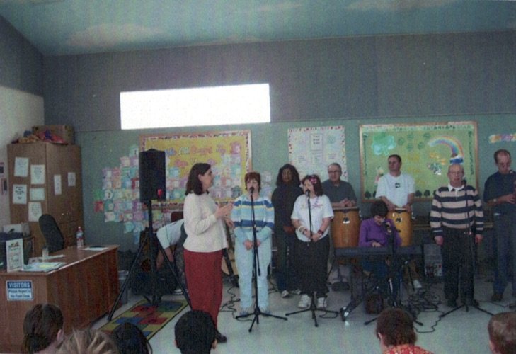 Jeanine Mooers with The Note-Ables.