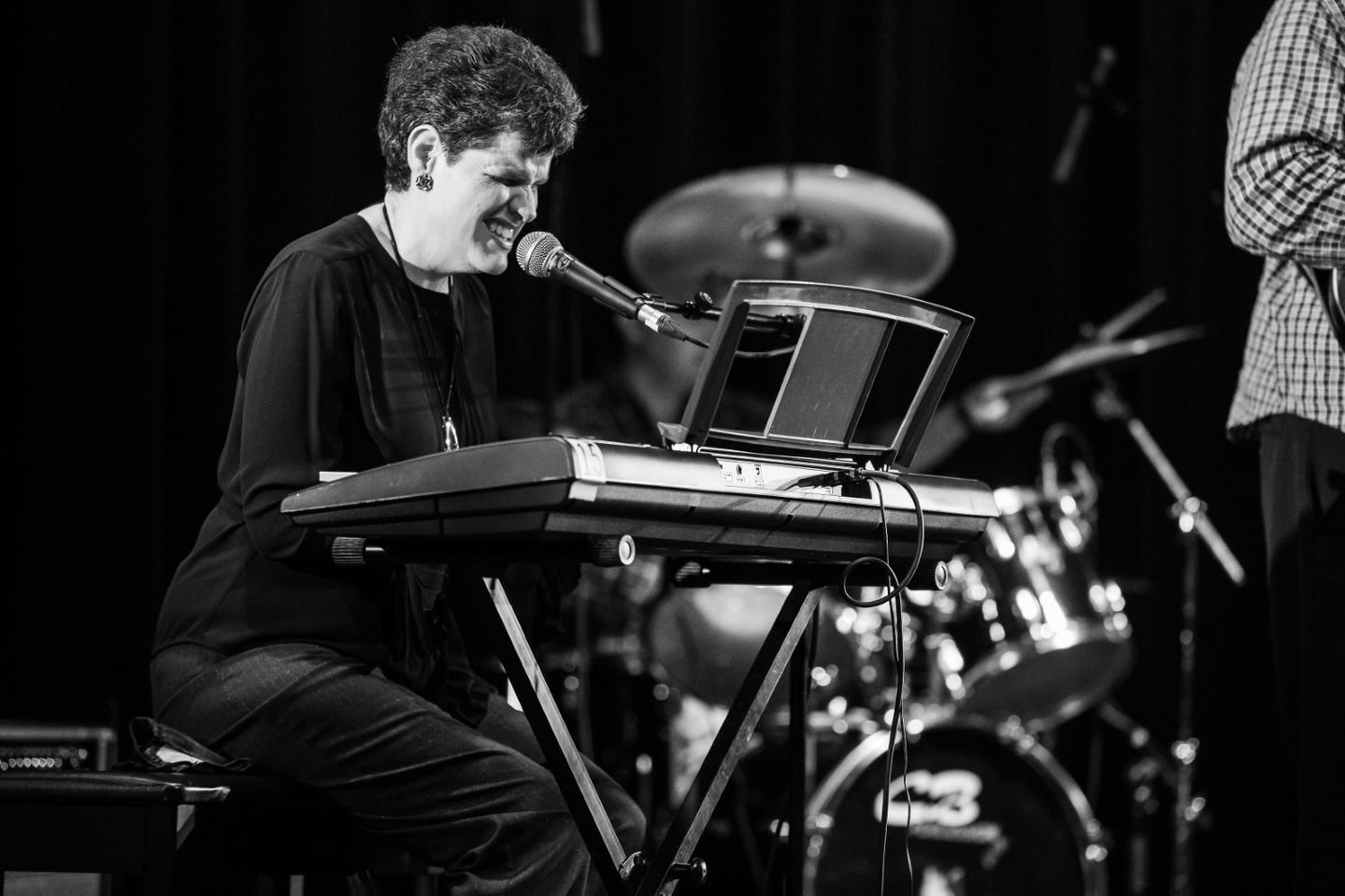 Jeanine Mooers playing piano.
