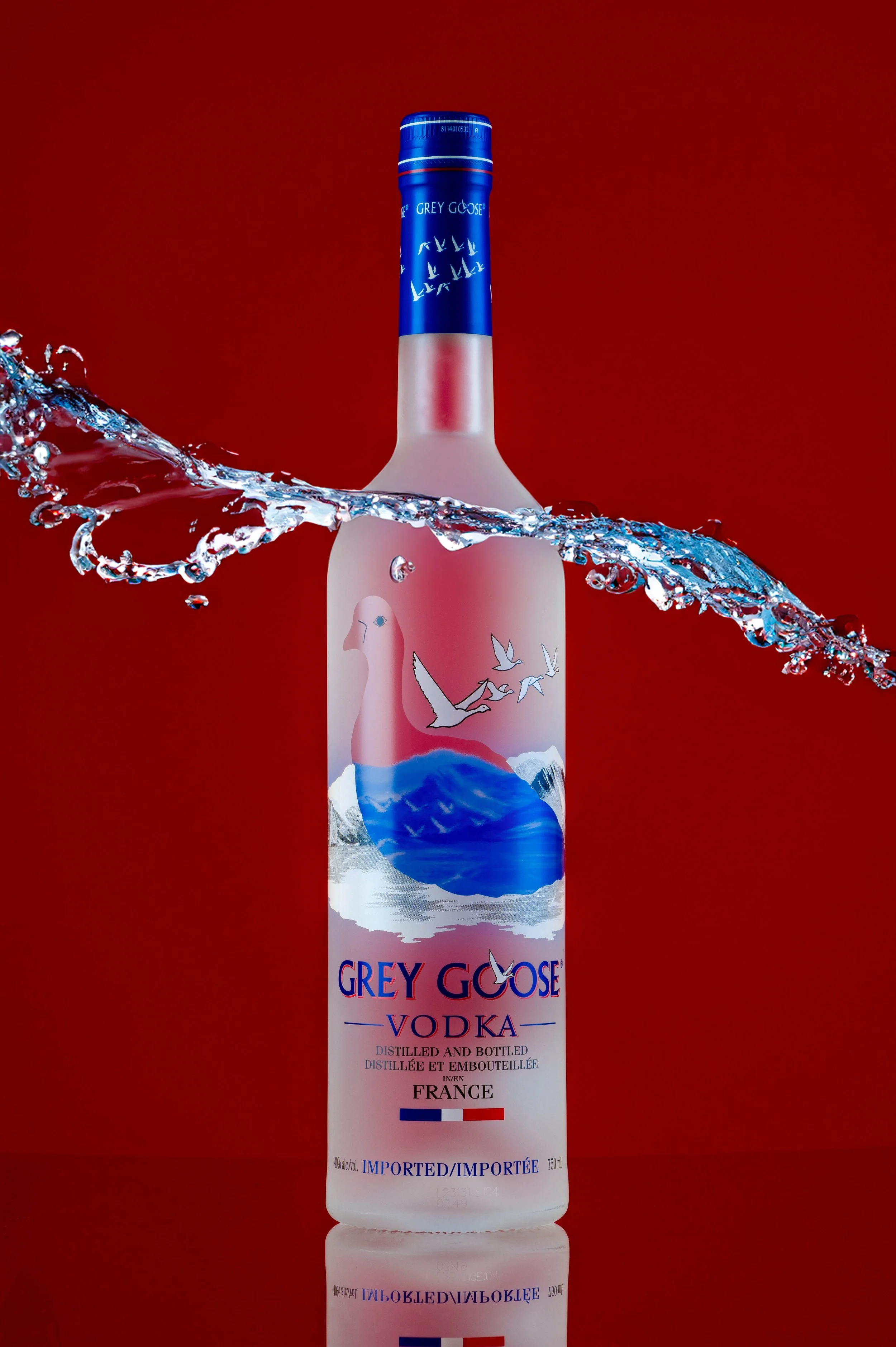 Product Photography for Reflective Packaging: A Production Guide