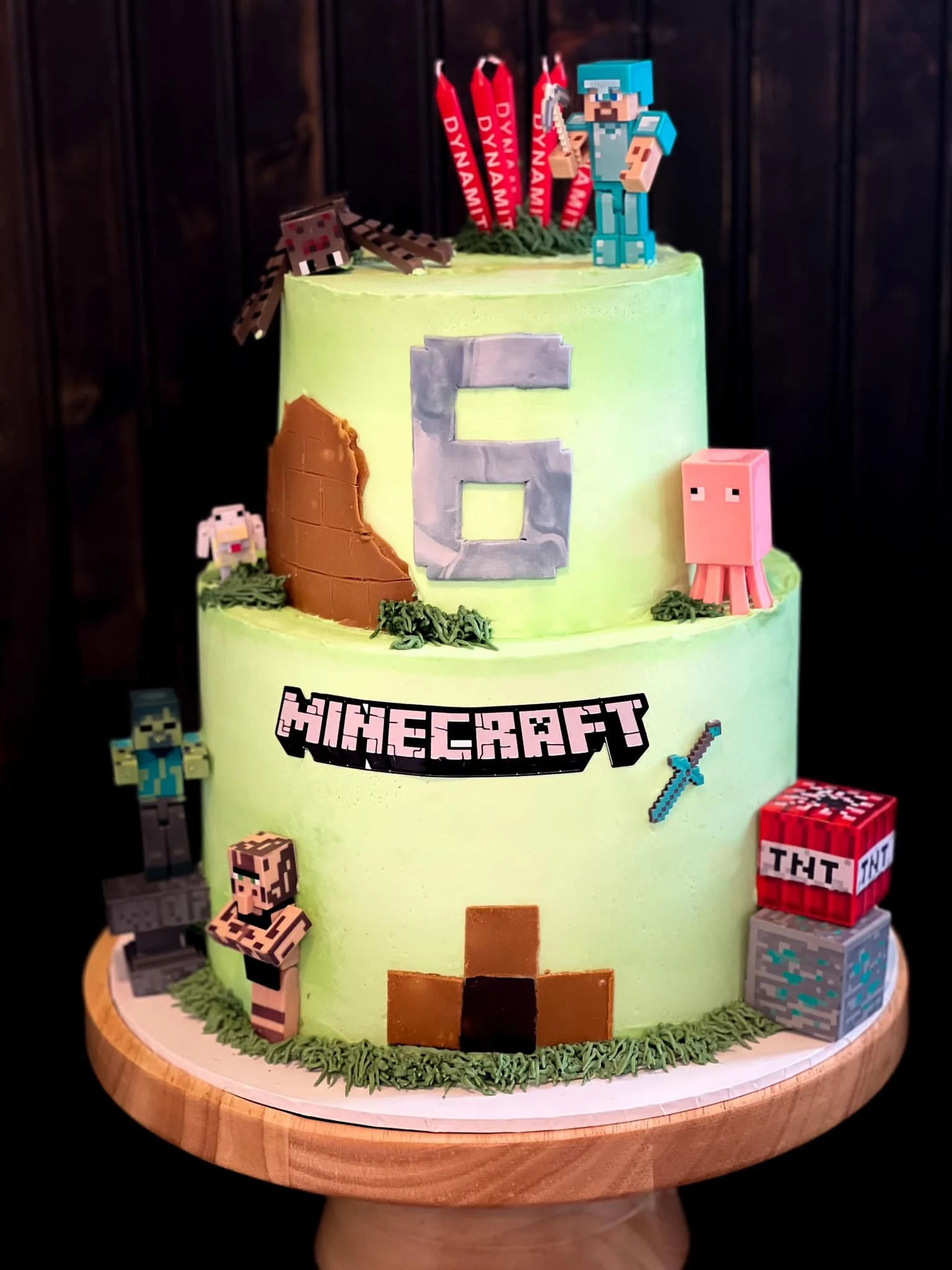 minecraft cake.jpg