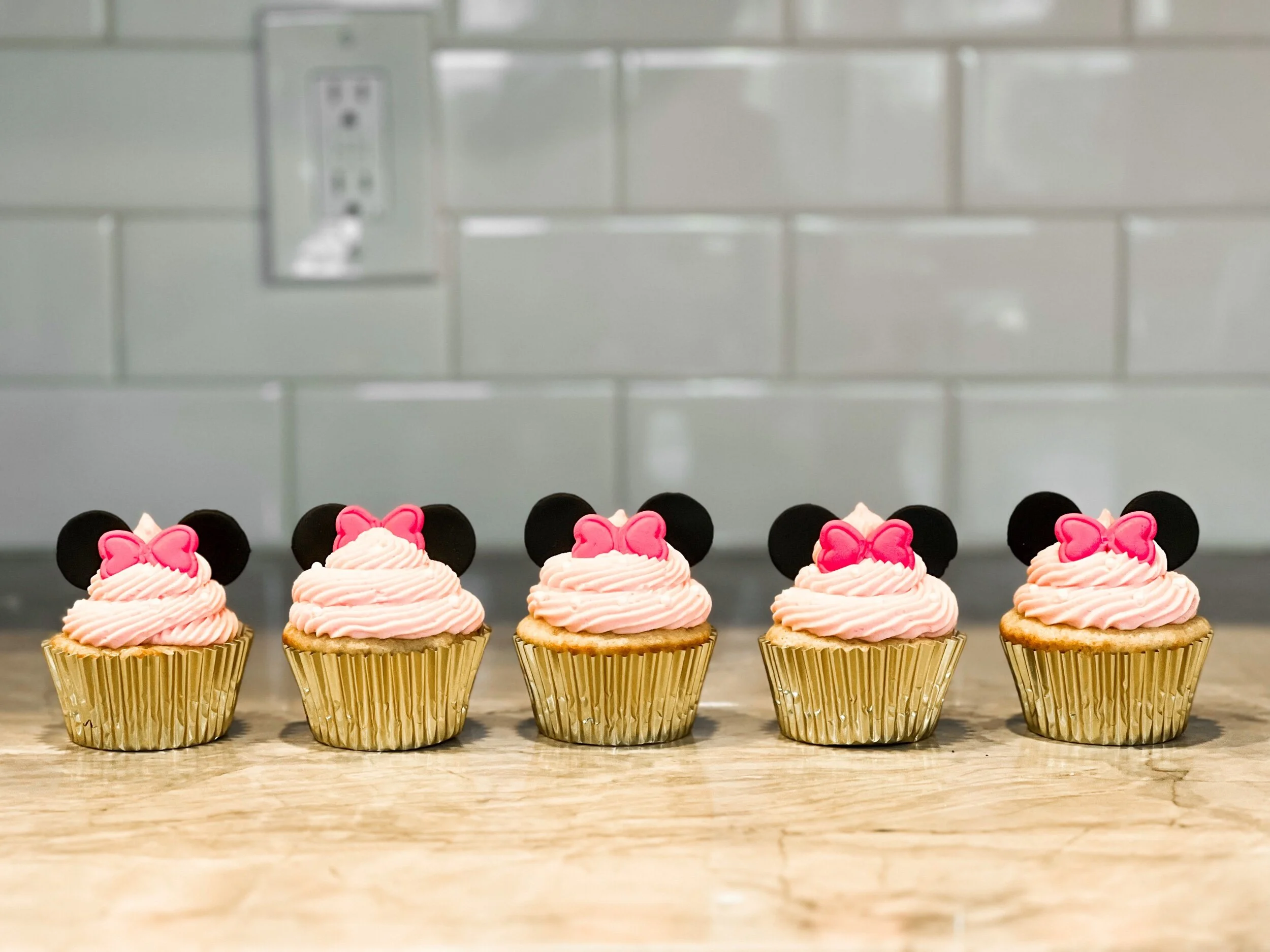 A6ED3AFB-BB35-4D86-86DB-125E04871710