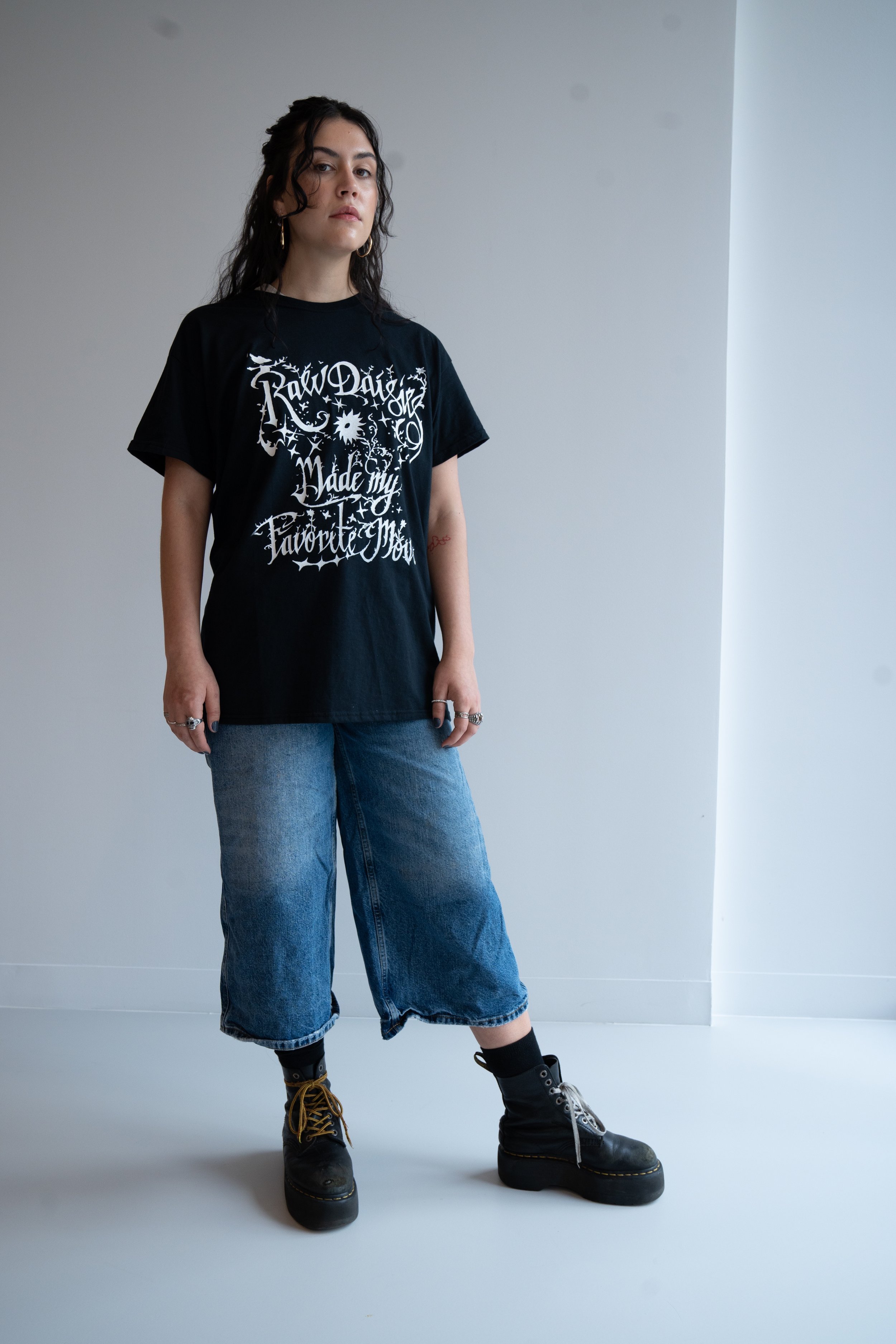 Raw Daises Merch Drop Renders-210.jpeg