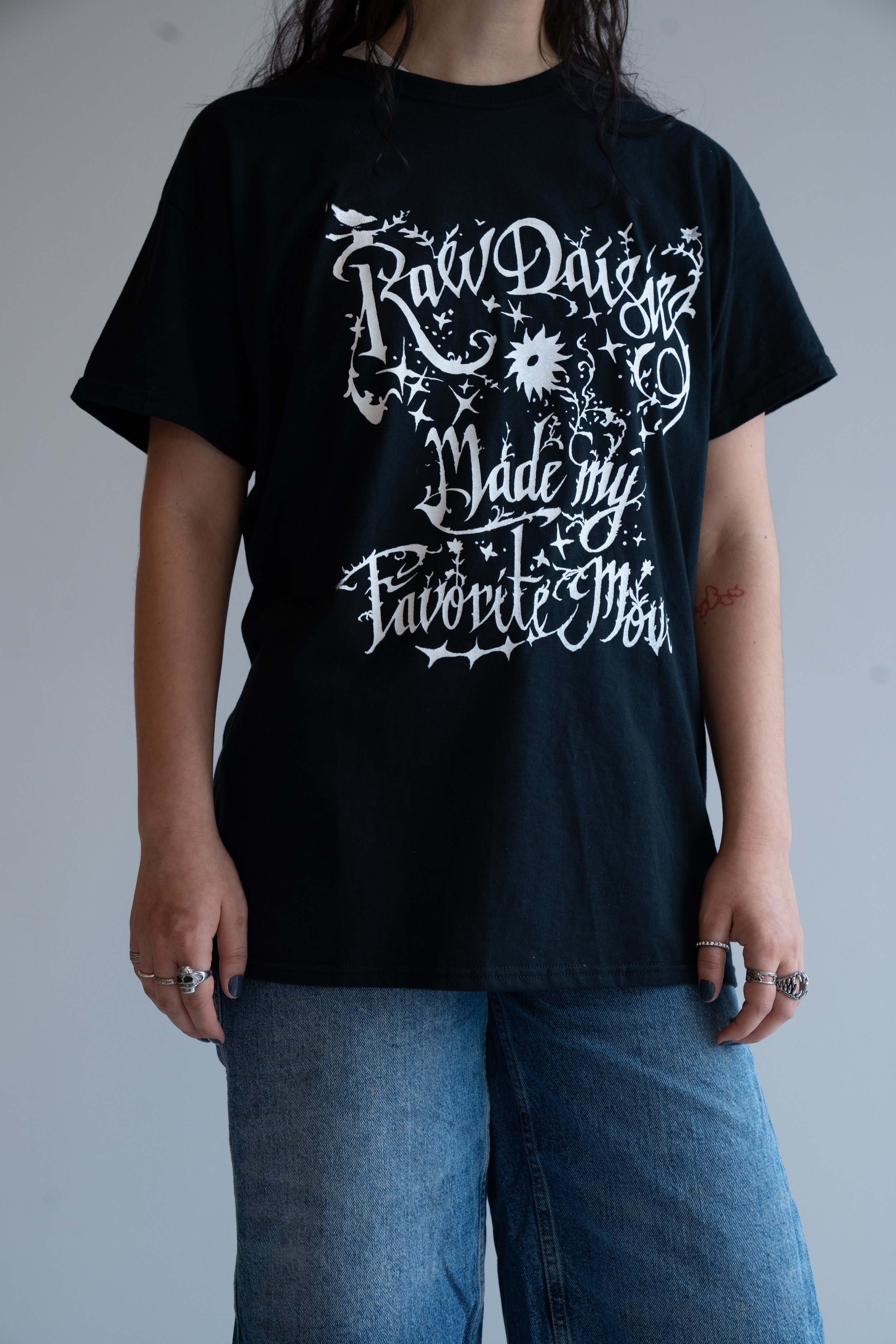 Raw Daises Merch Drop Renders-211.jpeg