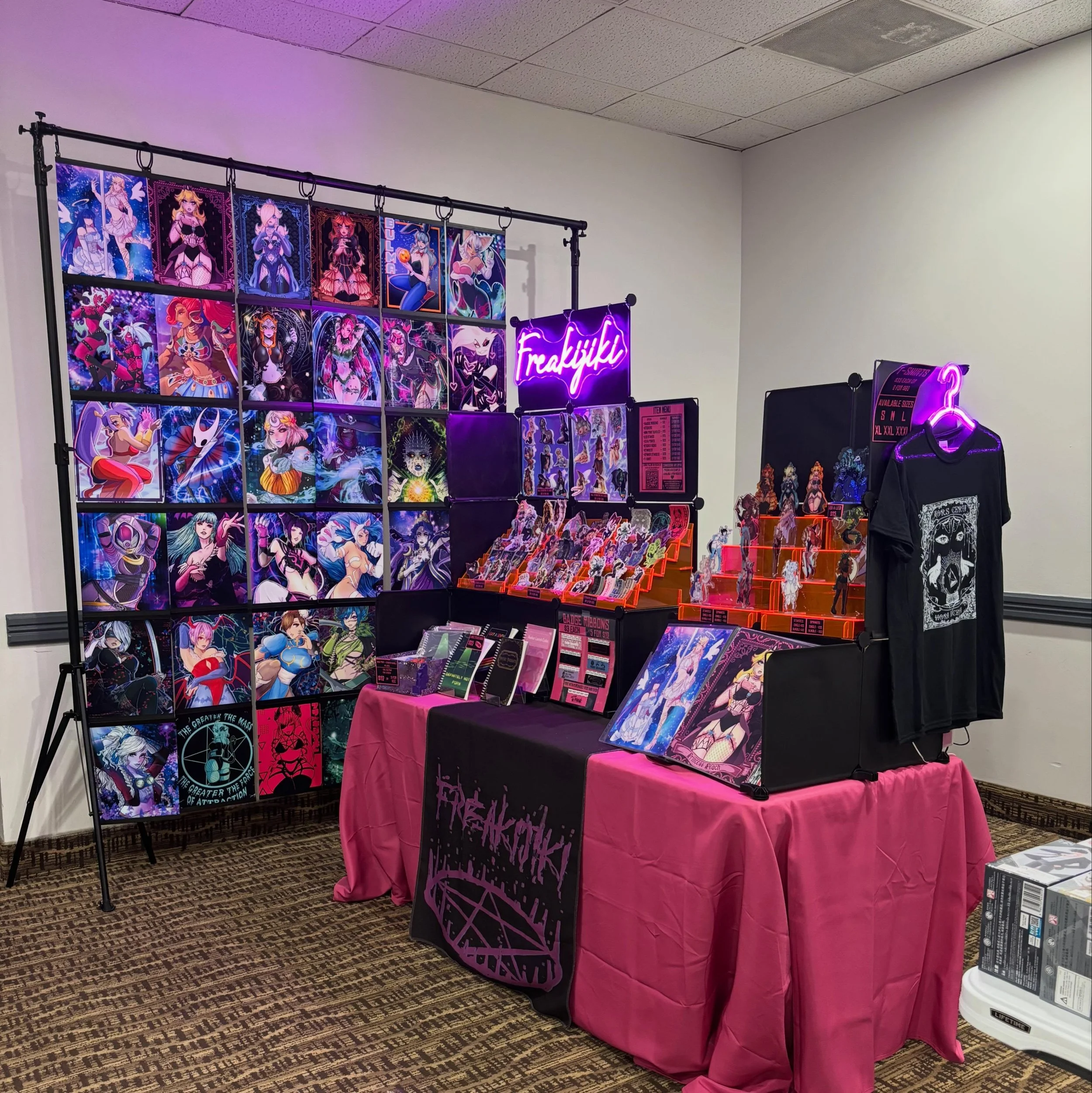 Here are NebKon Abridged!!!

Stop by to say hey ✨🩷✨

#nebkonabridged #nebkon #omaha