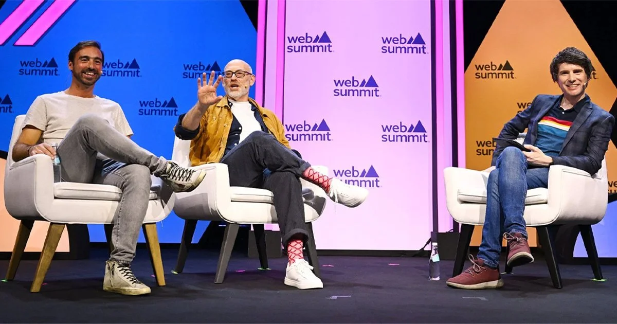 Moderating a panel is harder than it looks