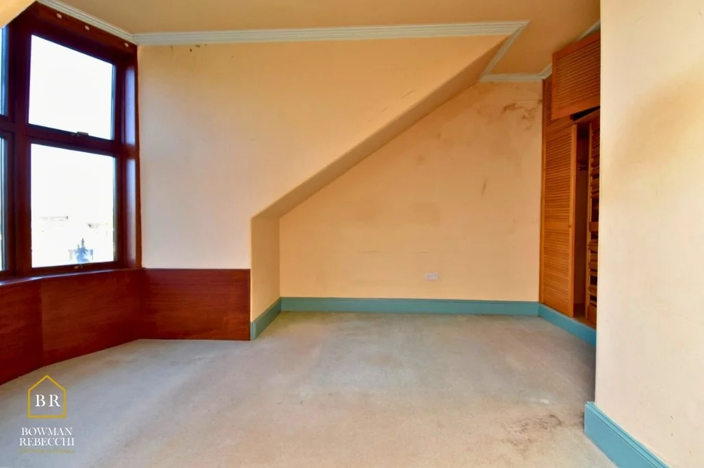 18 Forsyth Street, Greenock, PA16 — Bowman Rebecchi The Home of Property