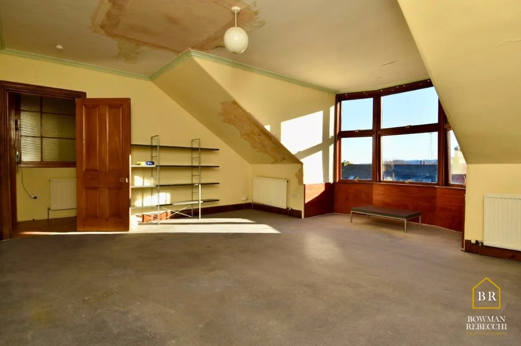 18 Forsyth Street, Greenock, PA16 — Bowman Rebecchi The Home of Property