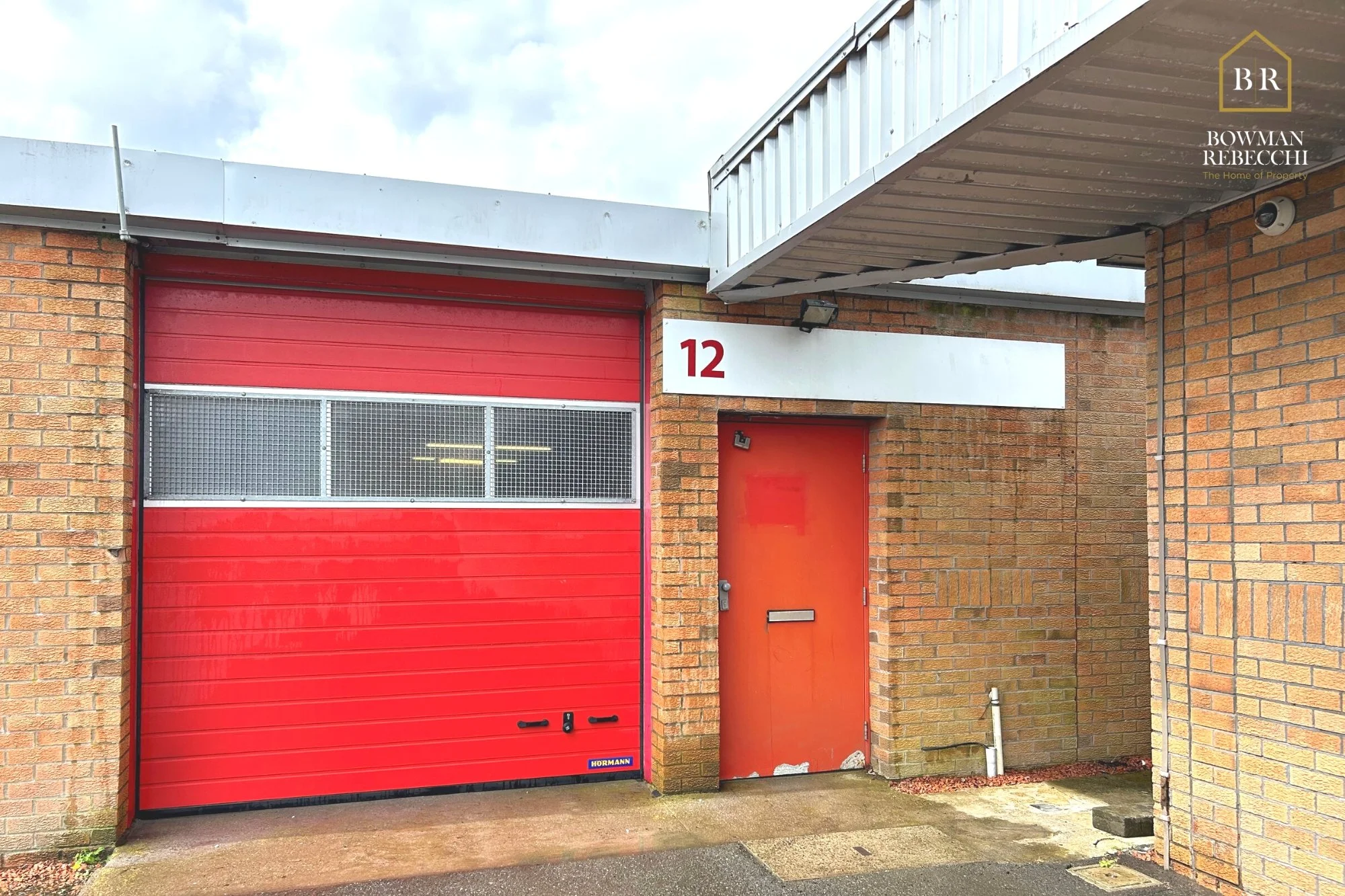 External (1).jpg