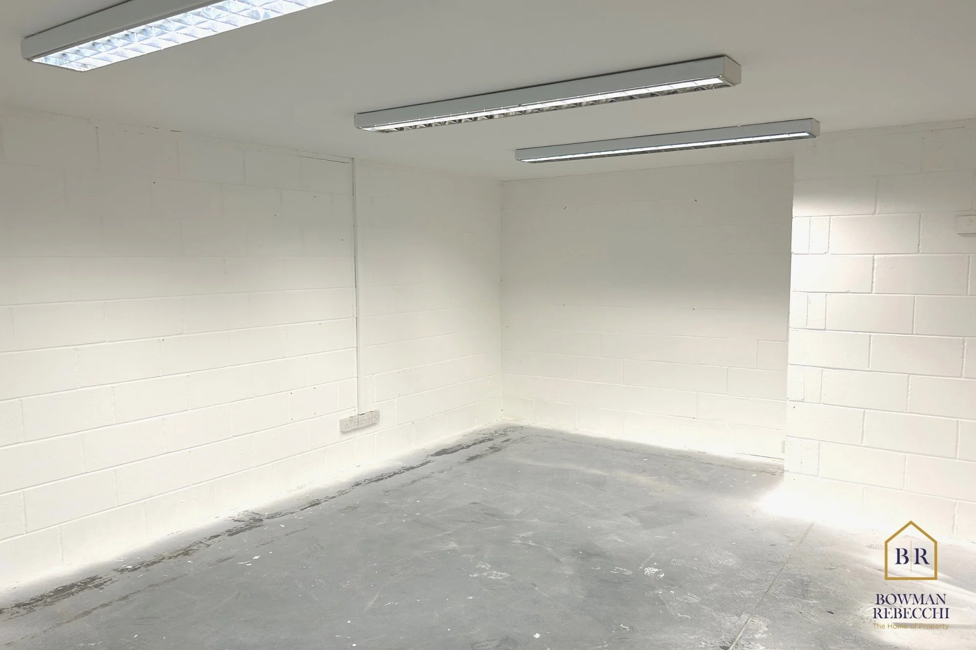 Office Area (2).jpg