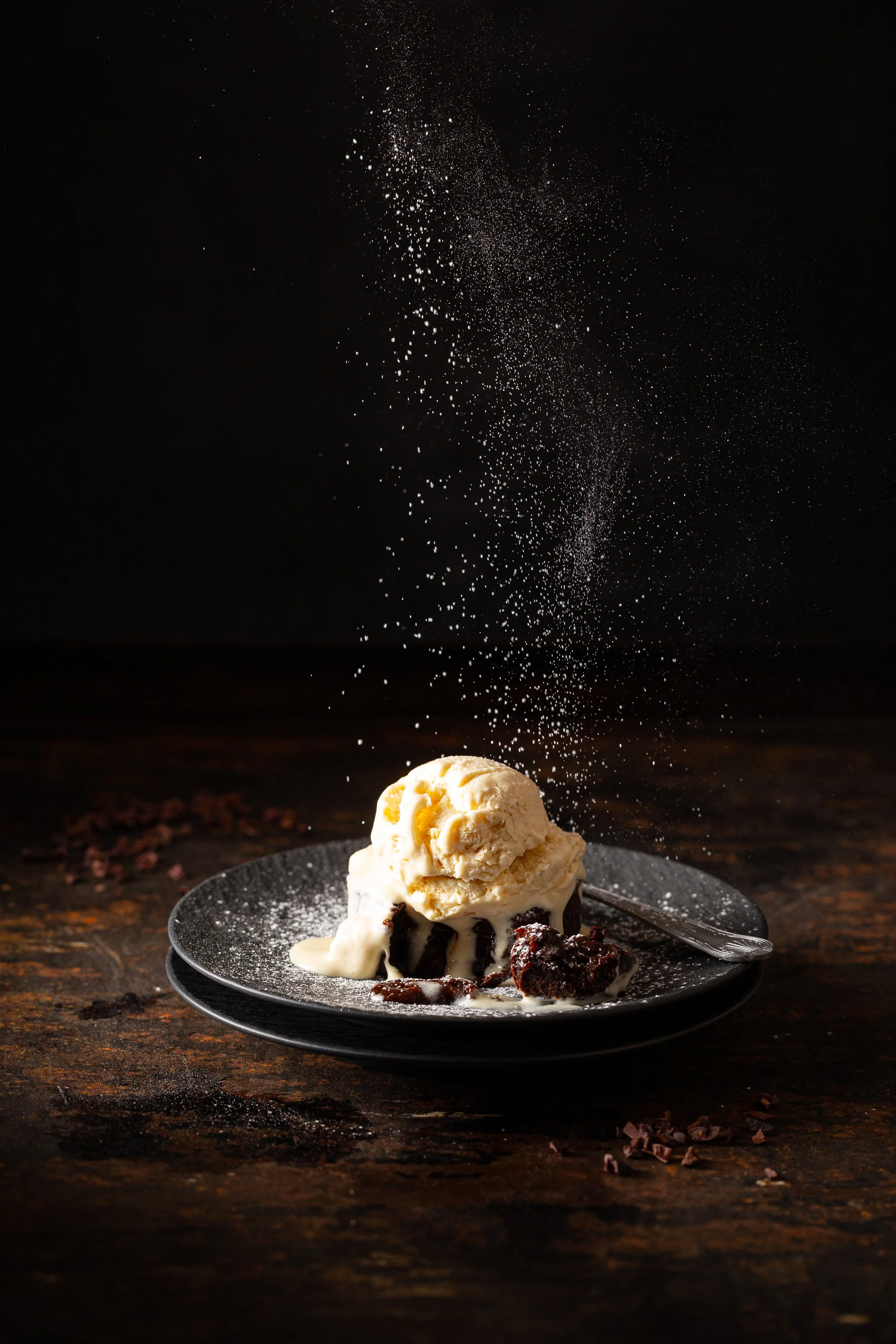 Eismann Lava Chocolate Cake-22635.jpg