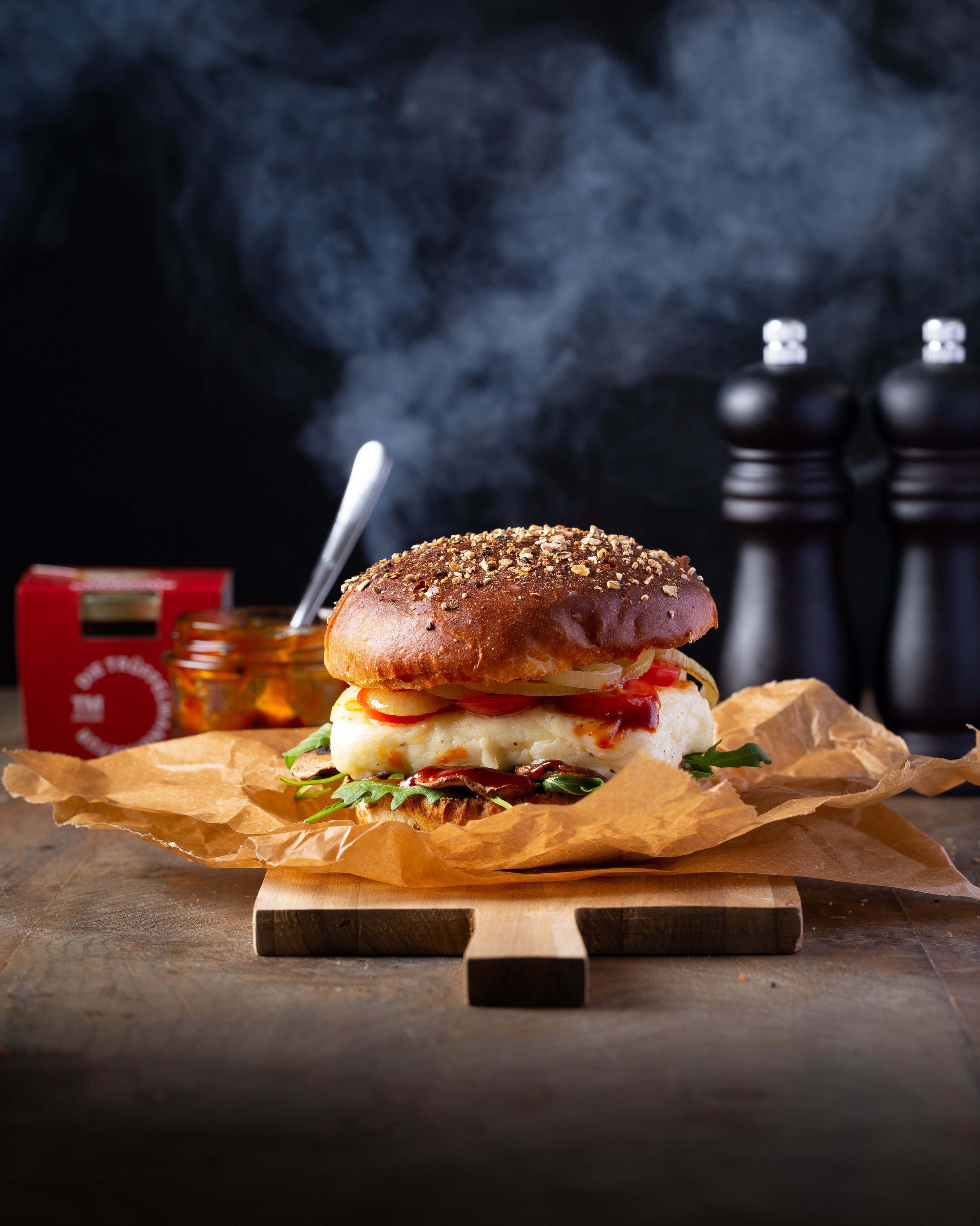 Trüffel Barbecue Halloumi Burger - Die Trüffelmanufaktur-23691.jpg