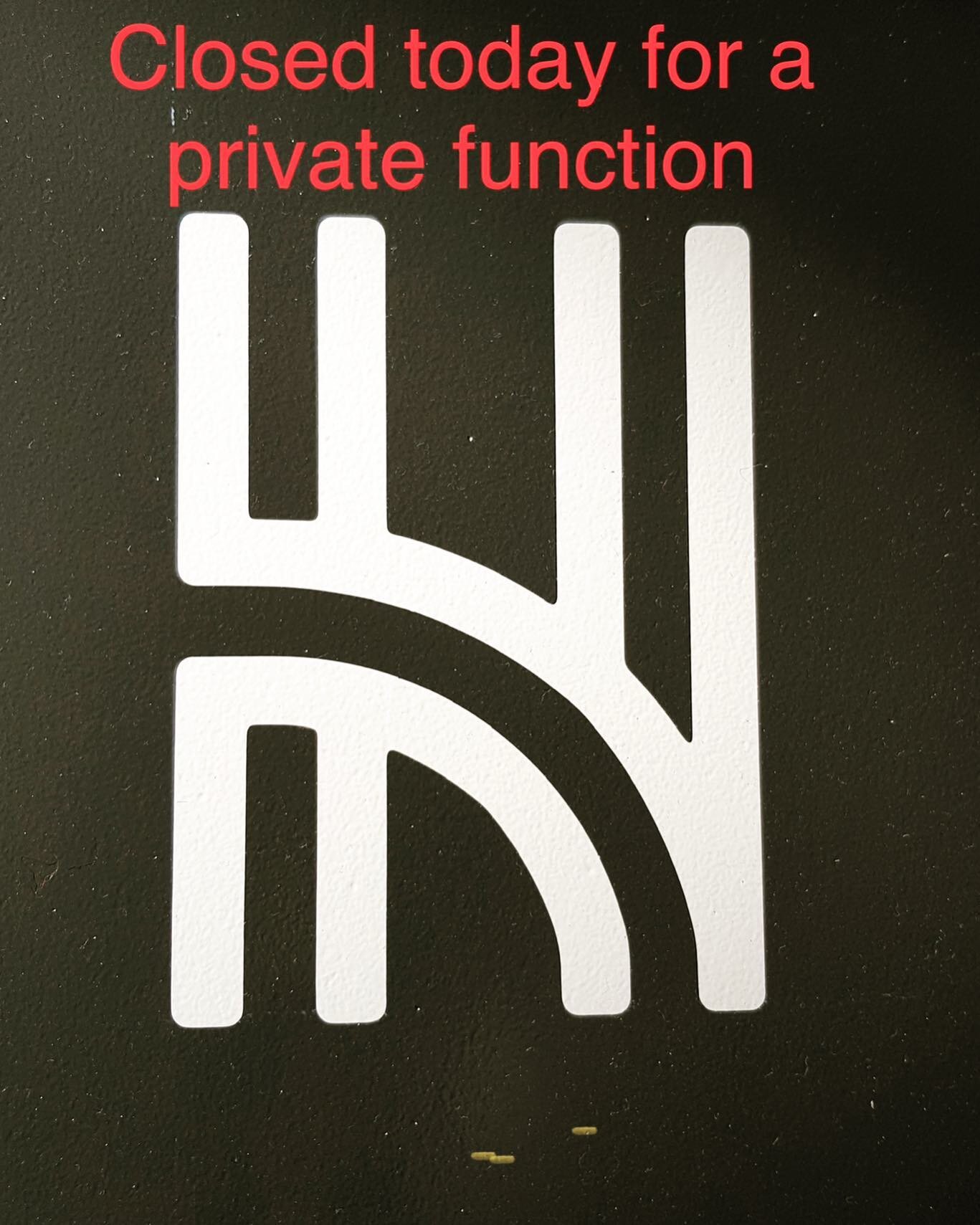 Morning Nelson, unfortunately we will be closed today for a private function. We look forward to seeing you all for your hot x bun fix tomorrow. Sorry for any inconvenience - the hardy st eatery team