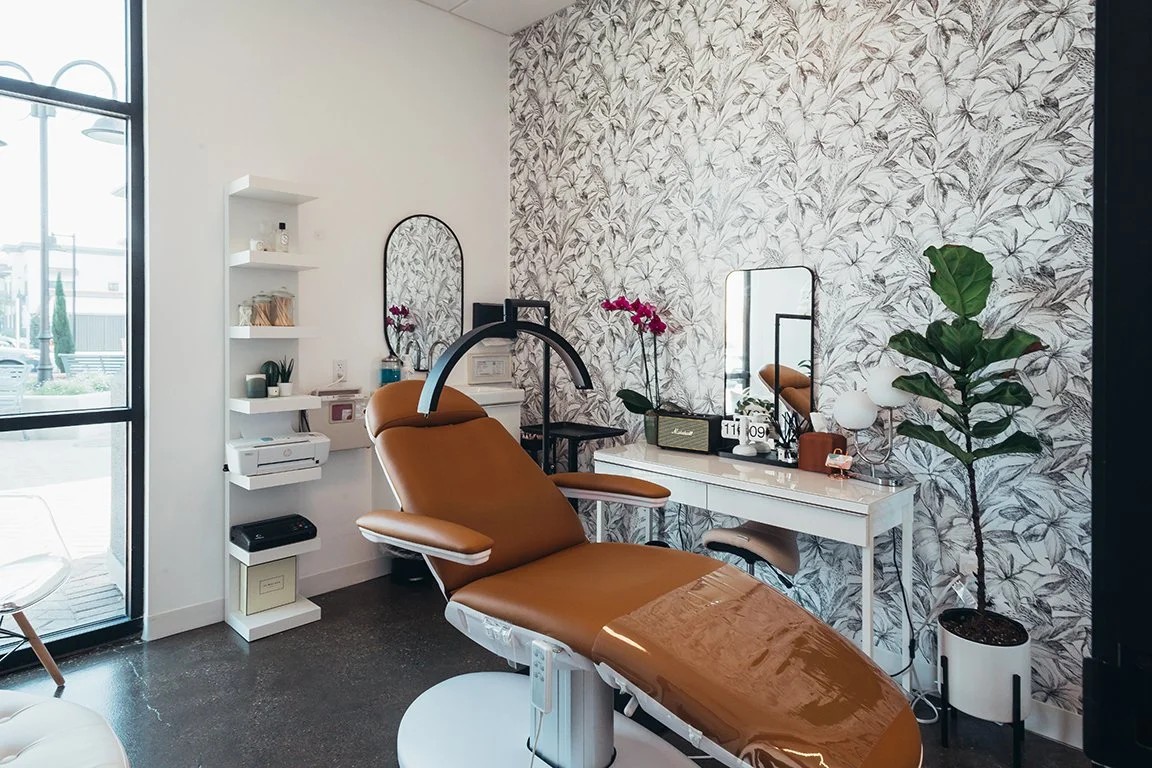 Salon Row - Los Al Exterior Signage-58.jpg