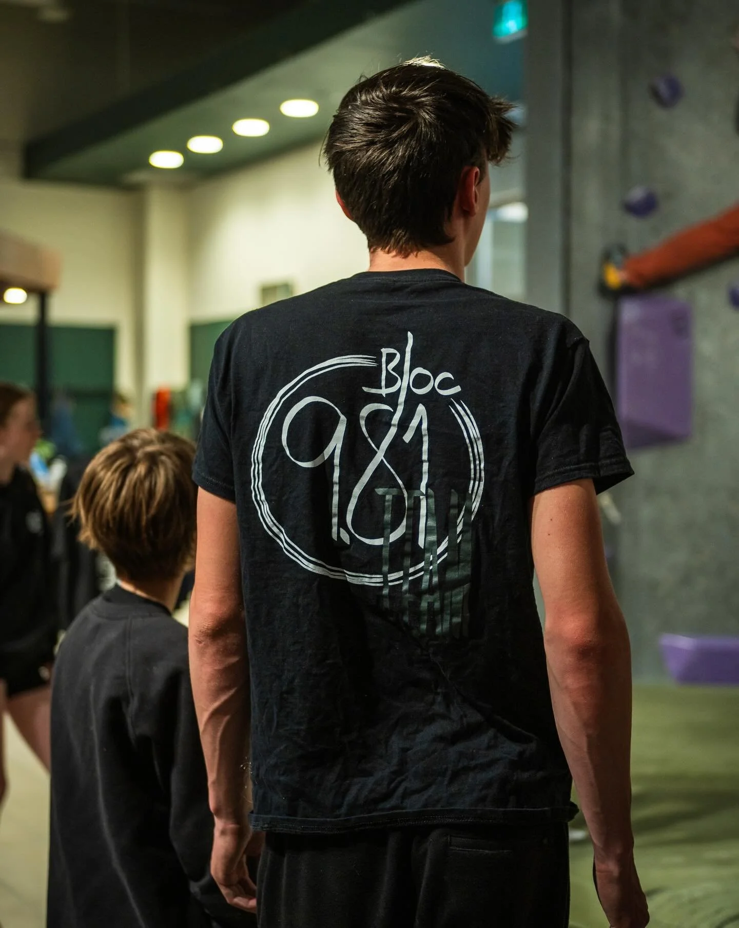Si ton t-shirt est cool probablement que @morganereynolds l&rsquo;a pris en photo 😎

Voici ton inspiration pour la prochaine pleine lune (faut bien grimper avec style 👀)

Plus de photos &agrave; venir !!
&mdash;

If you have a cool t-shirt, @morgan