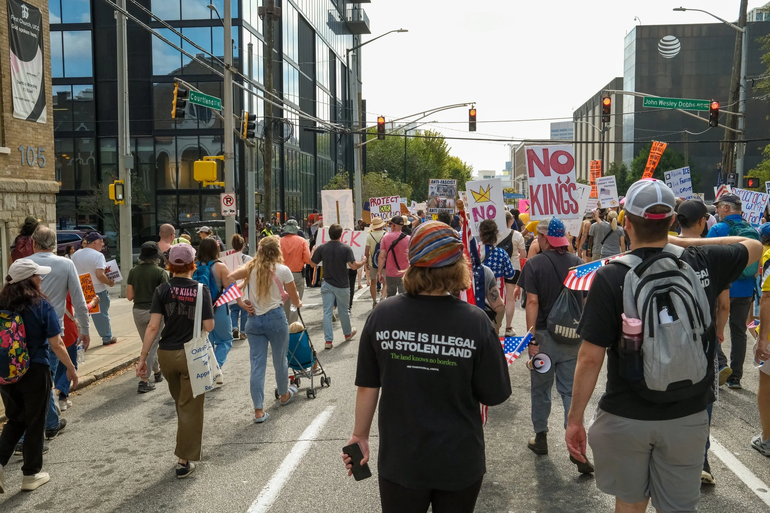 NoKingsProtest (31 of 34).jpg