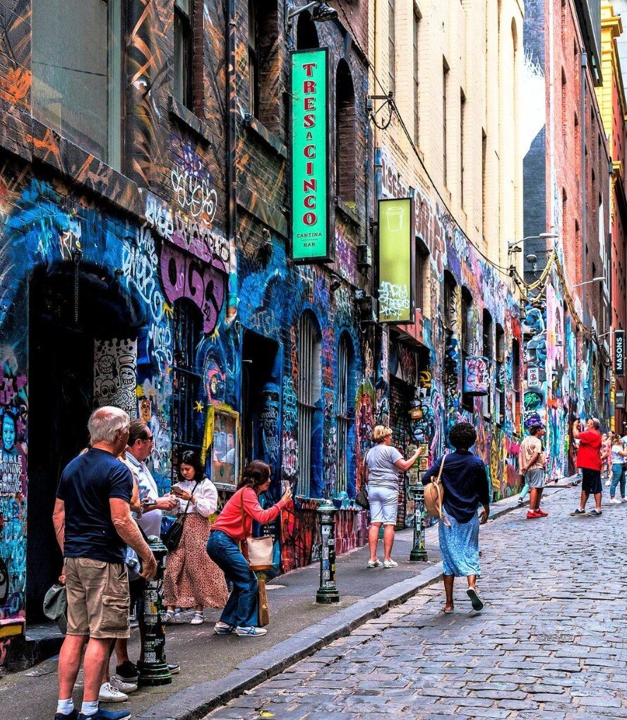 There's always something new to discover in Melbourne's hive of bustling, creative laneways, with their hidden boutiques, famed restaurants and hole-in-the-wall cafes and bars. 

It&rsquo;s never too late to book your staycay for the weekend. Link in