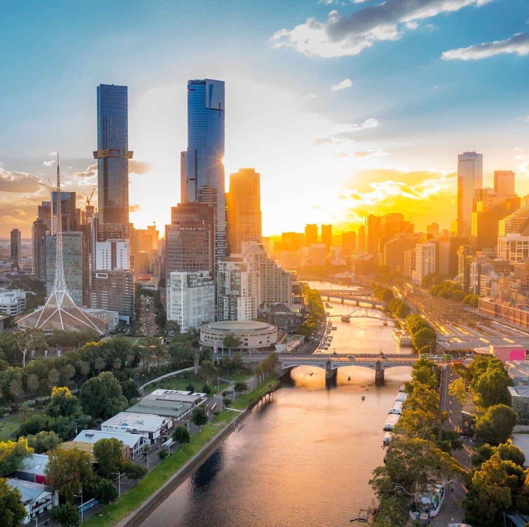 It&rsquo;s never too late to book your staycay for the weekend. Book your next visit to this world-class destination and stay at Melbourne's finest accommodation in the vibrant West Melbourne neighbourhood.

Book direct &amp; save 20% Hit the link in