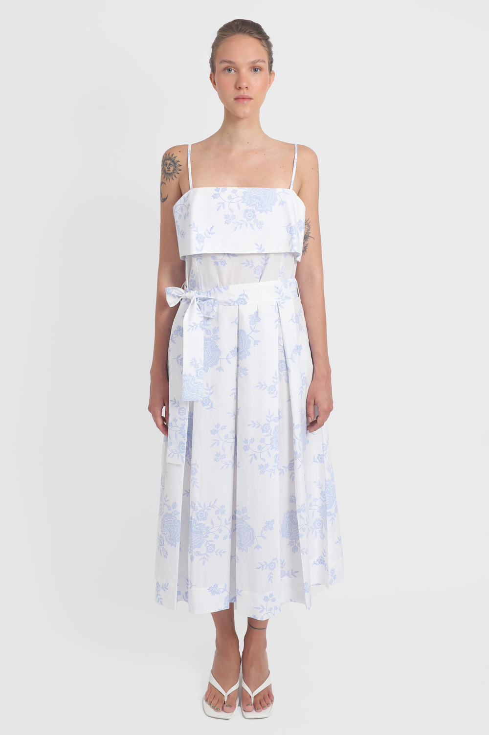tallulah blue white floral midi dress NWT House of CB TALLULAH Blue White Floral