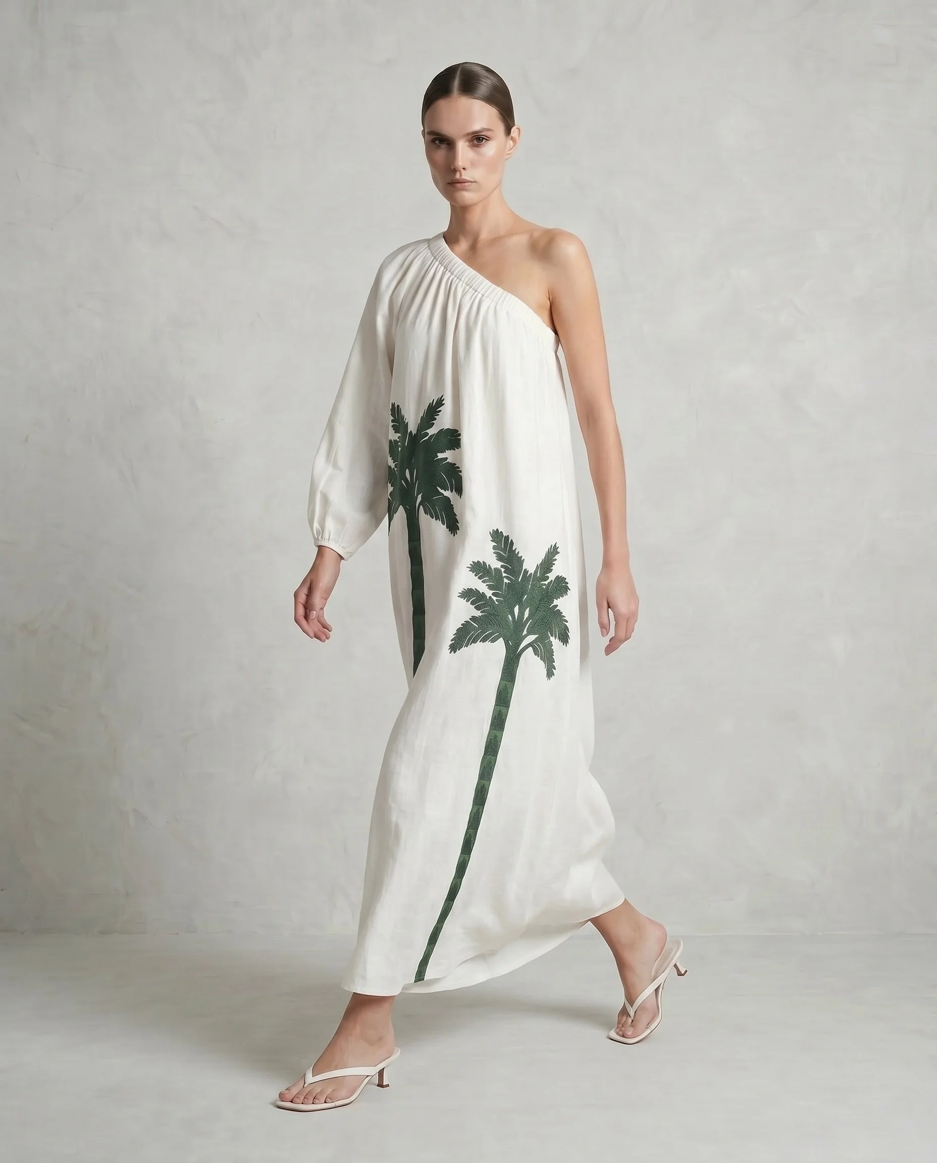Dorothee-Side.jpeg