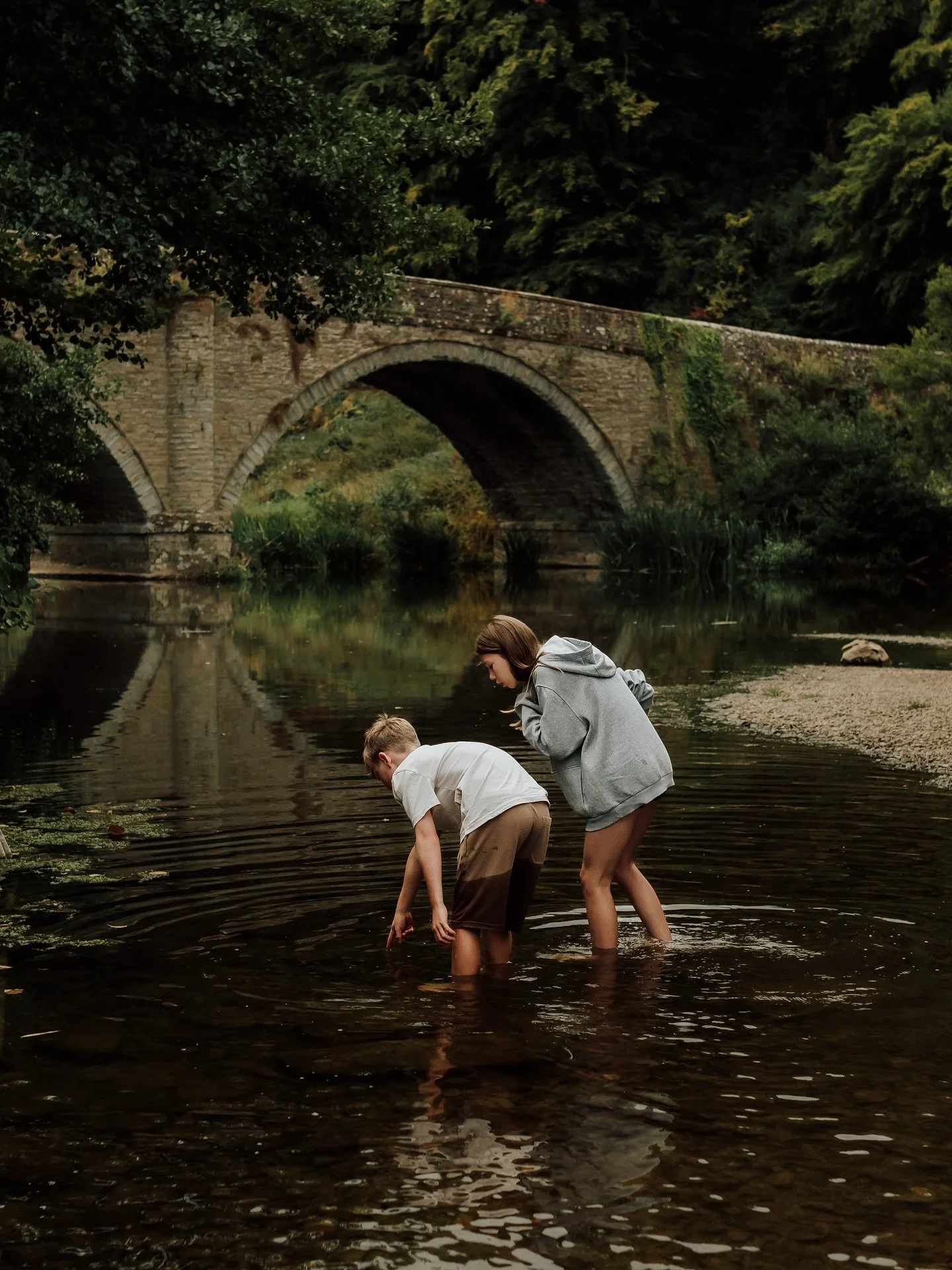 If only we could actually freeze time 💔

Mixed feelings for me as always as they head back to school today, year 8 for one, and the last year of primary school for the other (I still can&rsquo;t believe it-where are my babies?! 😱). I love this mome