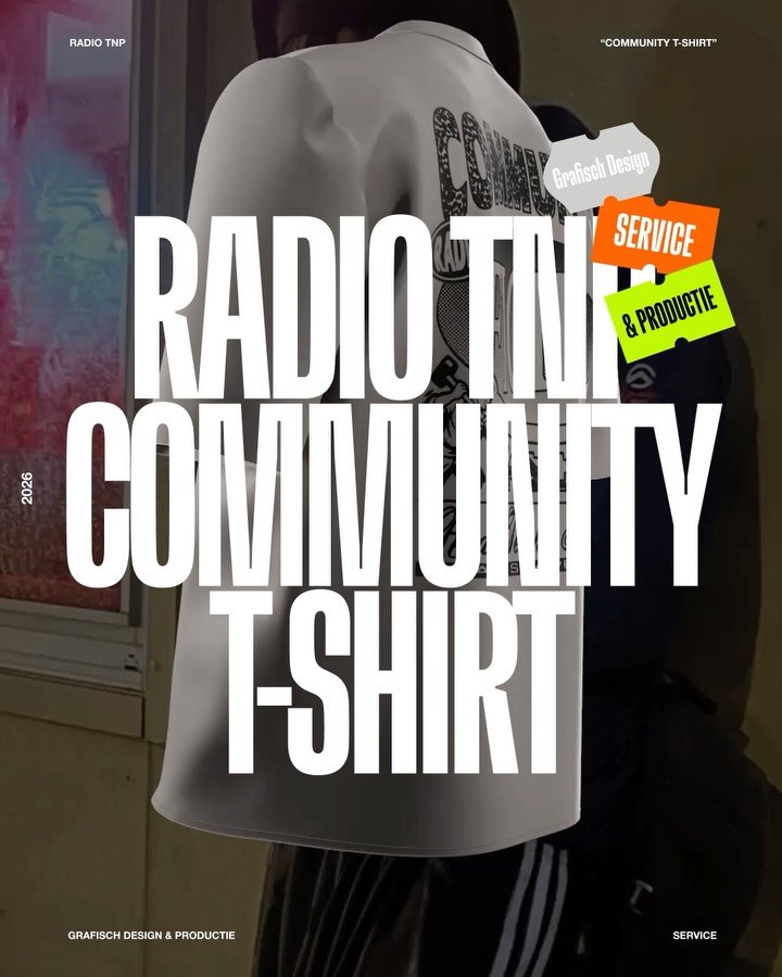 🎙️ Throwback: Radio TNP T-shirt 🎙️
-
Radio TNP zit al jaren recht voor onze deur. Toen ze een crowdfunding startten om hun ruimte te verbouwen, mochten wij het t-shirt ontwerpen dat donateurs als beloning kregen.
-
Deze carousel laat zien waar het 