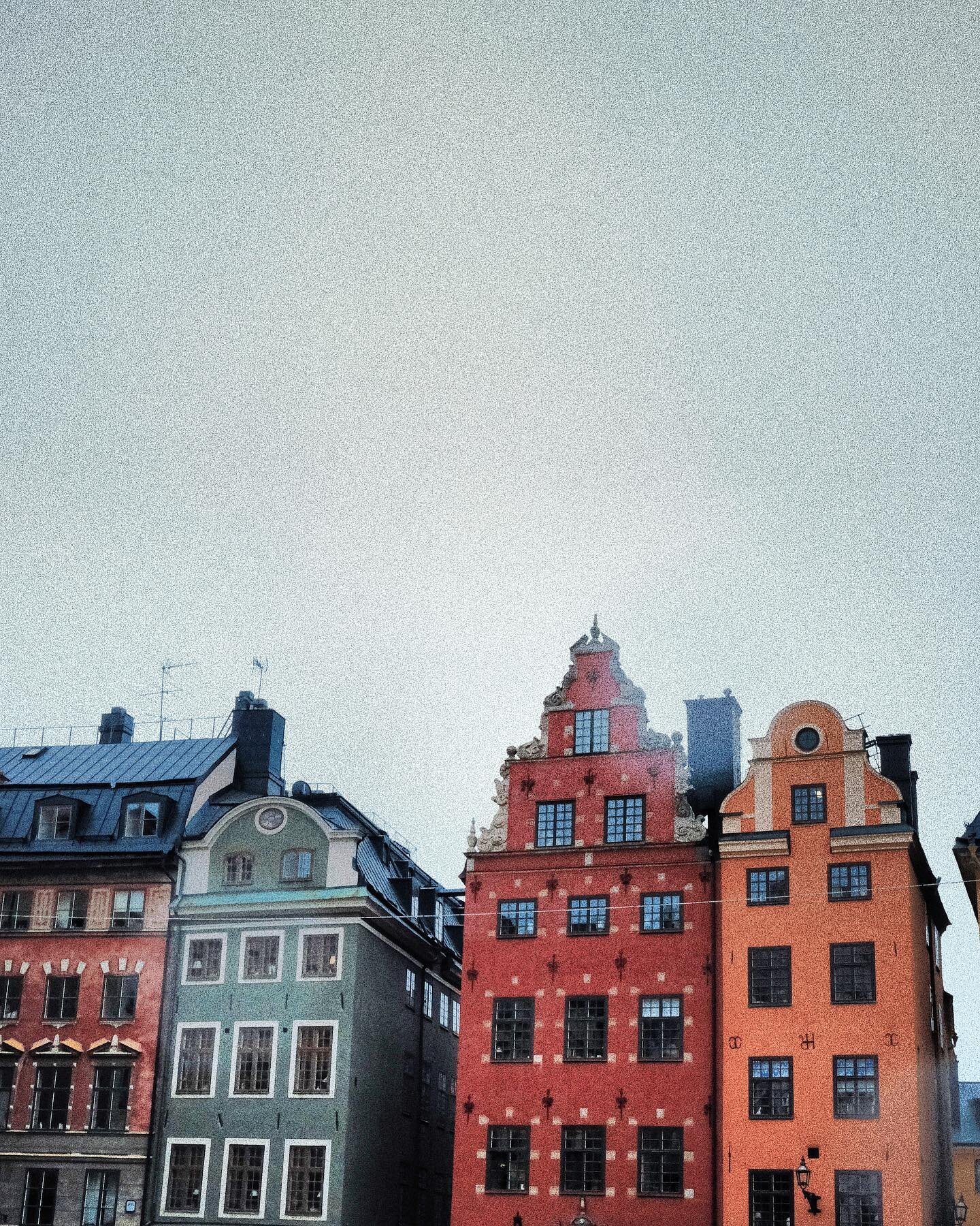 #gamlastan #stockholm 
.
#sweden #upnorth #archipelago #theoutbound #abba #traveltheworld #escapeplan #homeawayfromhome