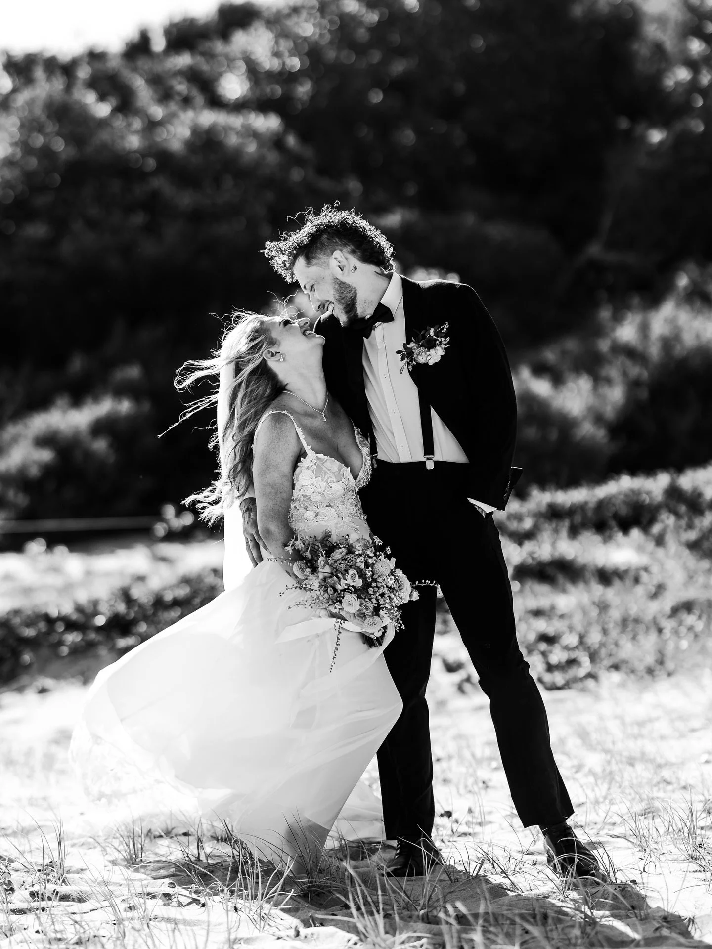 Michele &amp; Stephen making the most of their portrait time ✨🔥