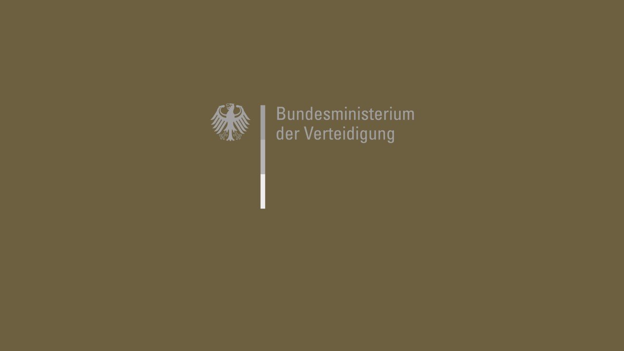 BundesMinisteriumVerteidigung_Logo_gold.jpg