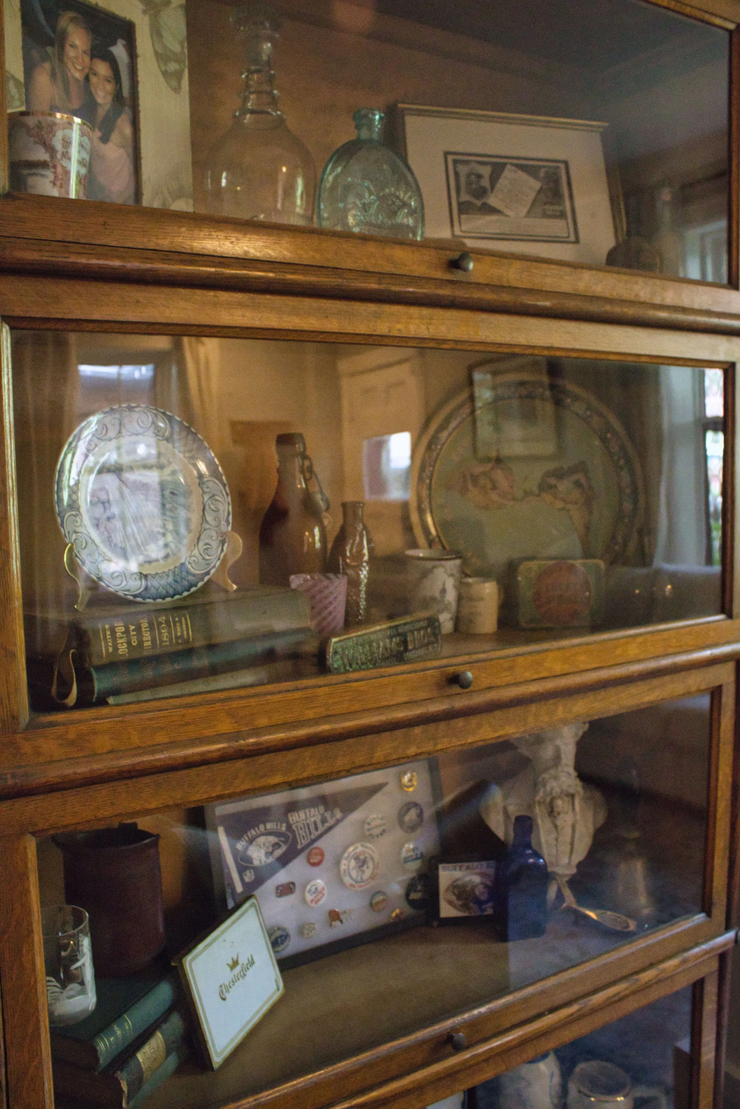 Interior Design - Historic Buffalo, NY

Home Filled with Story, Character, and Collected Pieces