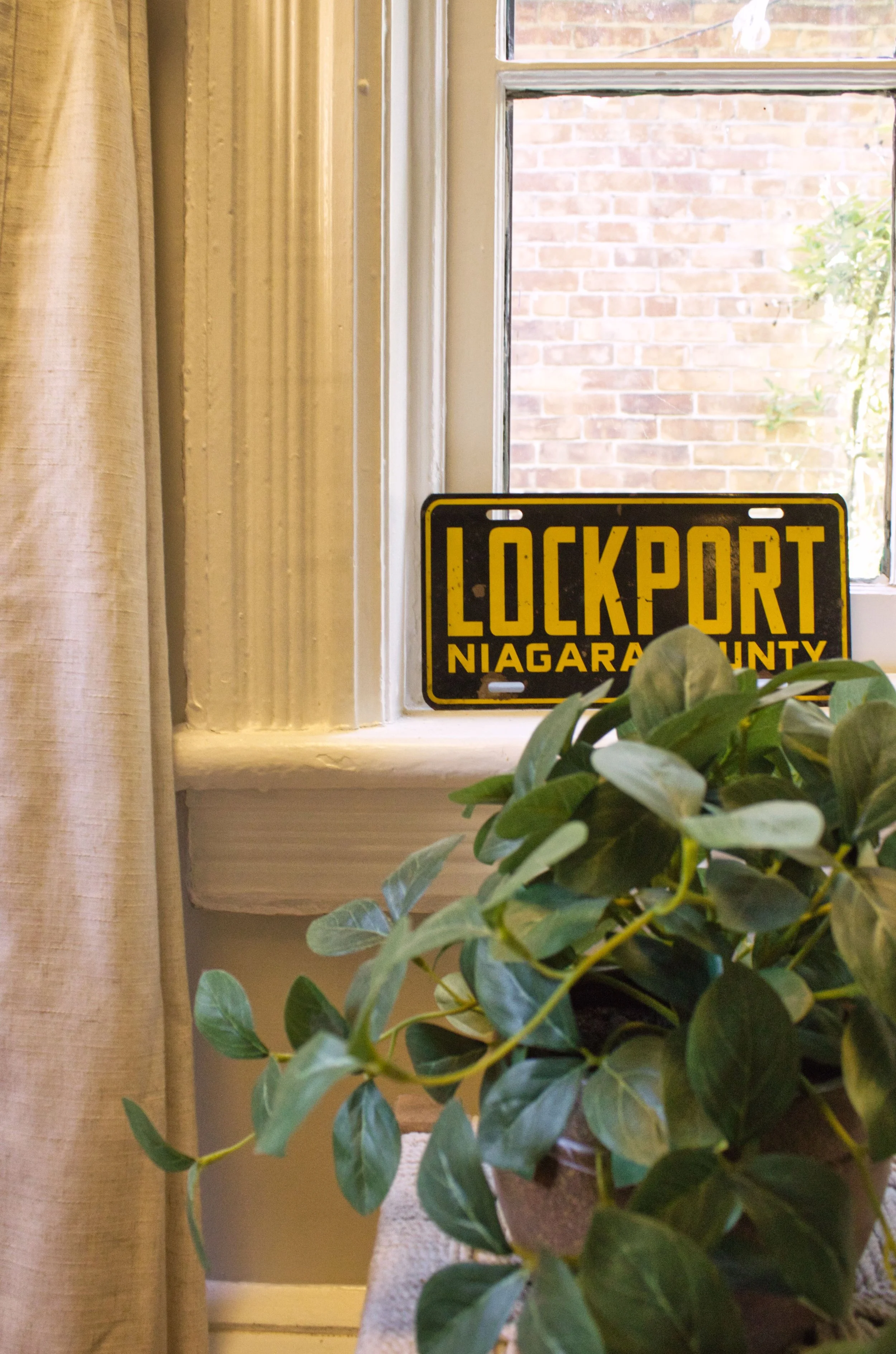 Interior Design - Historic Buffalo, NY

Home Filled with Story, Character, and Collected Pieces