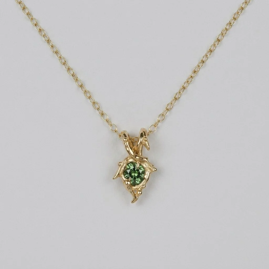 Green sapphire entwined.jpg