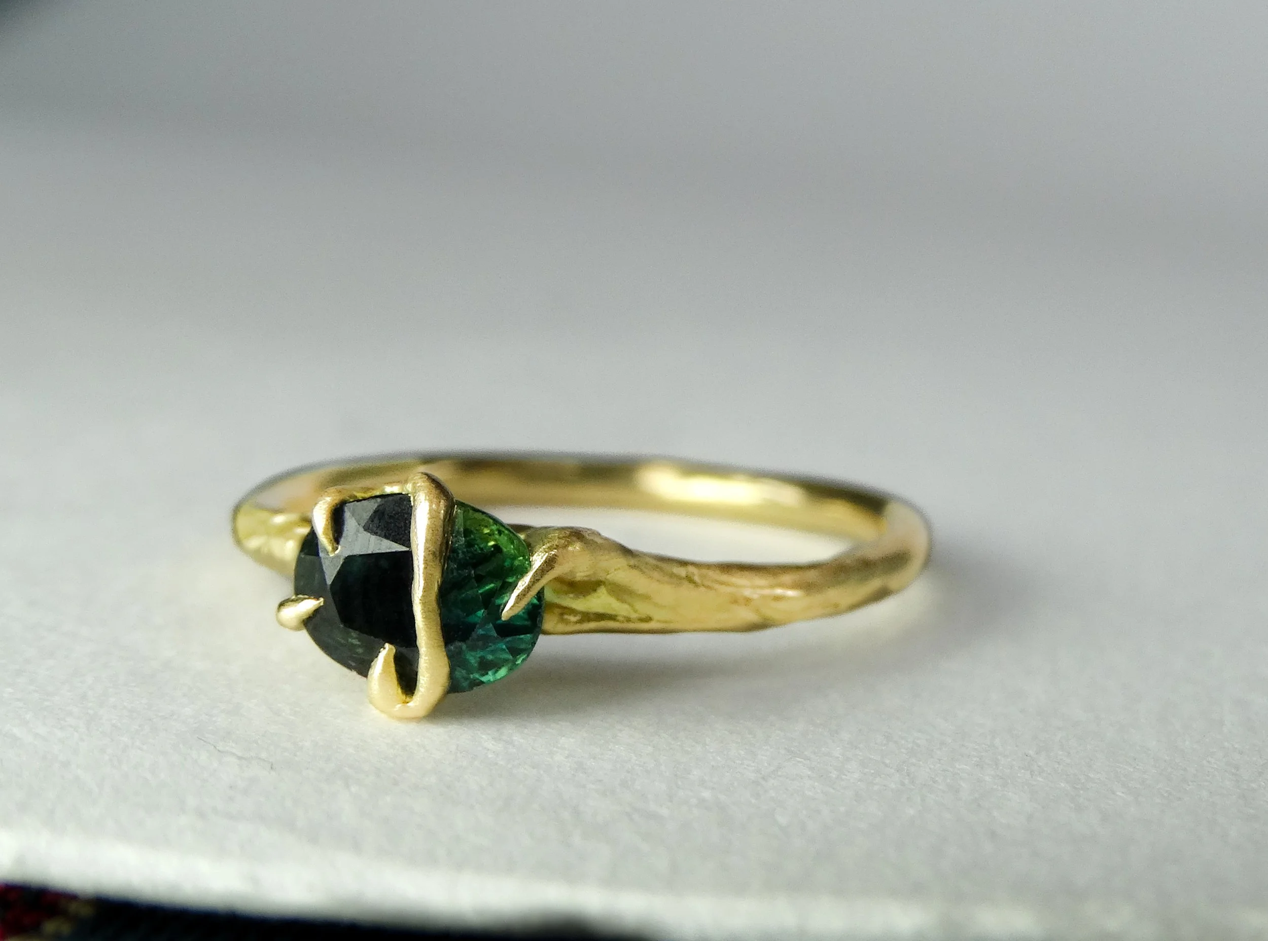 Teal Sapphire Entwined Ring-3.jpg