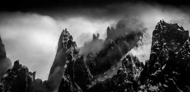 Granit Madness, Aiguilles de Chamonix, 60 x 120 cm, Edition Limitée 10 exemplaires dans le format
CHF3300