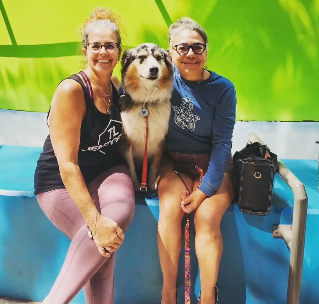 Protect your energy and your peace 🪬

Love to see you rocking your Rise &amp; Align shirt, Miriam 😍 @guatemalanglobes 💜

#weriseandalign #hamsa #hamsahand #hamsashirt #protectyourpeace #protection #yogashirt #yogatop