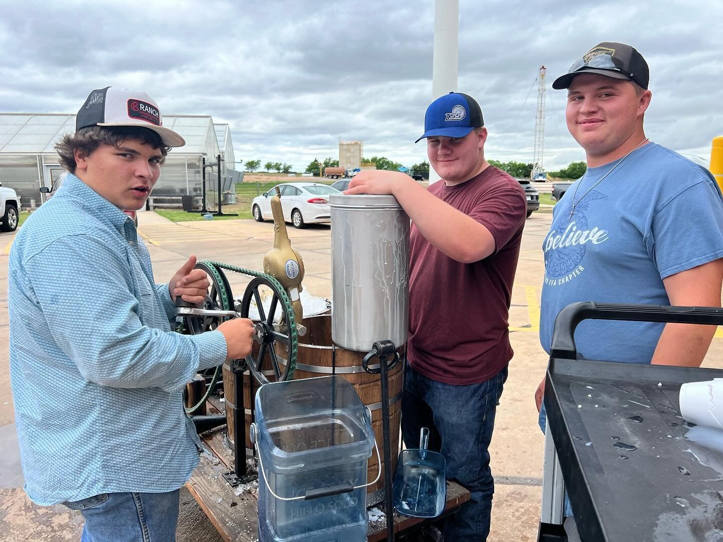 We sure do enjoy some delicious desserts at HPTC, thanks to Diesel Instructor Jayme Spillman and his Diesel students. They spoiled students and staff with homemade ice cream yesterday for Fun Day, and now that they have two BBQ teams, we had the oppo