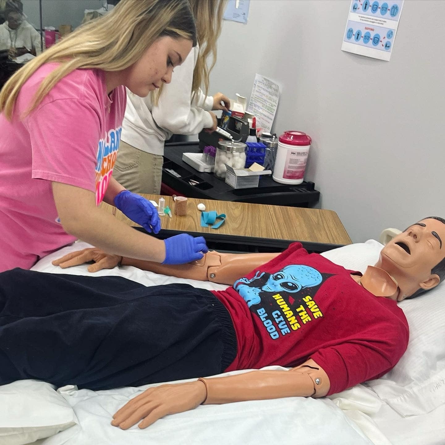 Nevaeh Sanchez, a senior from Mooreland who majored in Phlebotomy, completed her clinical rotation at Dr. Kirkendals. Recently, Nevaeh was honored with the Clinical Excellence award for the morning Health Careers class, based on the positive feedback