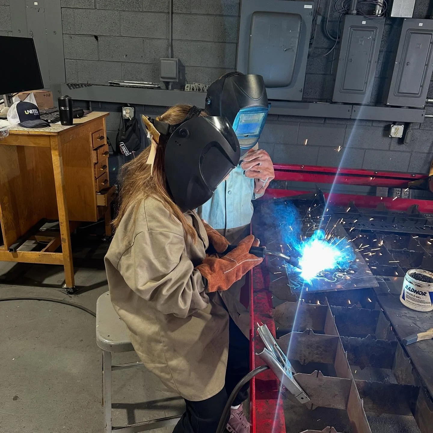 6th grade TAP students in Woodward put their welding skills to the test last week, working on real welders after practicing on simulators in class! 🔥
It&rsquo;s all part of their hands-on learning experience in the Technical Applications Program (TA