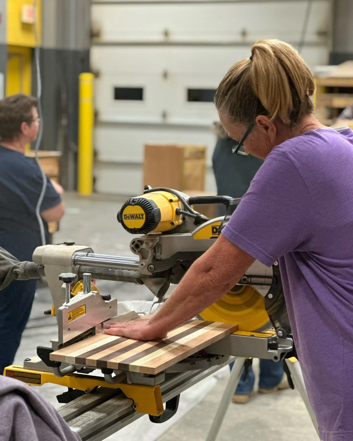 We recently hosted a Cutting Board Class where participants created their own custom boards. Everyone did a great job with their projects.

Thank you to those who attended.
