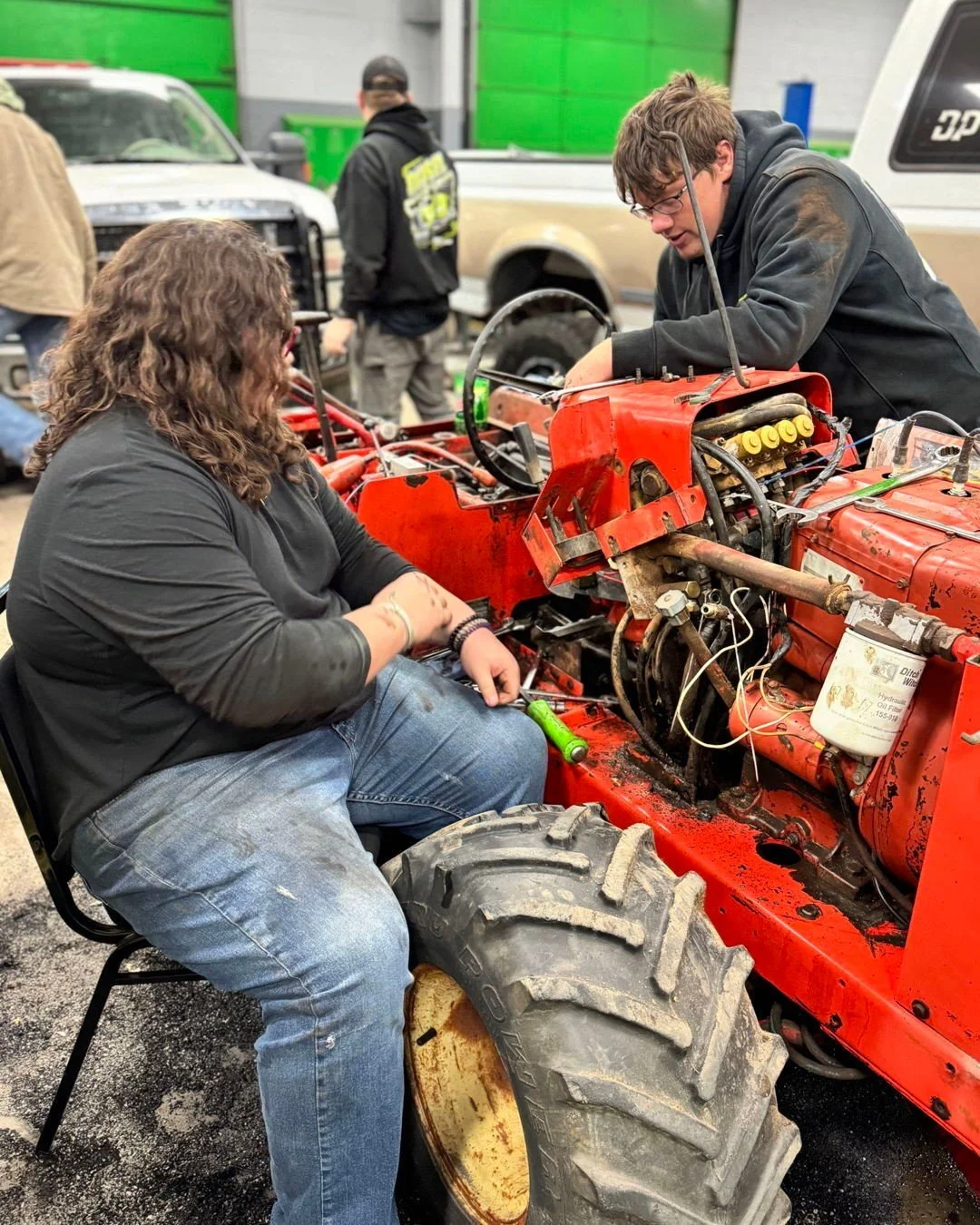 A few Diesel Tech students recently replaced the hydraulic lines on a Ditch Witch trencher. 🚜🔧