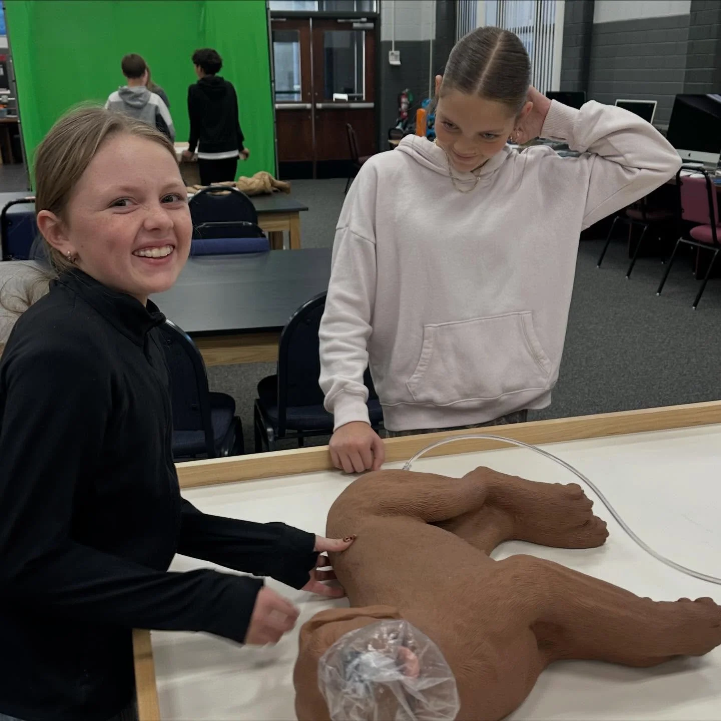 Several of our Health Careers students spent the day with Sixth Grade TAP students, guiding interactive rotations in anatomy, organ systems, dental assisting, vet tech, and blood pressure. The younger students enjoyed learning from their older peers,