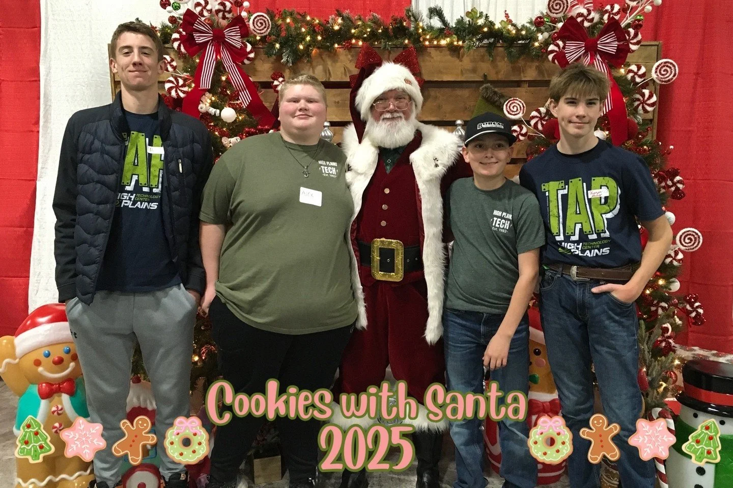 Woodward TAP Officers had a wonderful time serving at tonight&rsquo;s Cookies with Santa event!
They jumped in with joyful hearts and helped make the evening special for families across our community. We&rsquo;re proud of their leadership, service, a