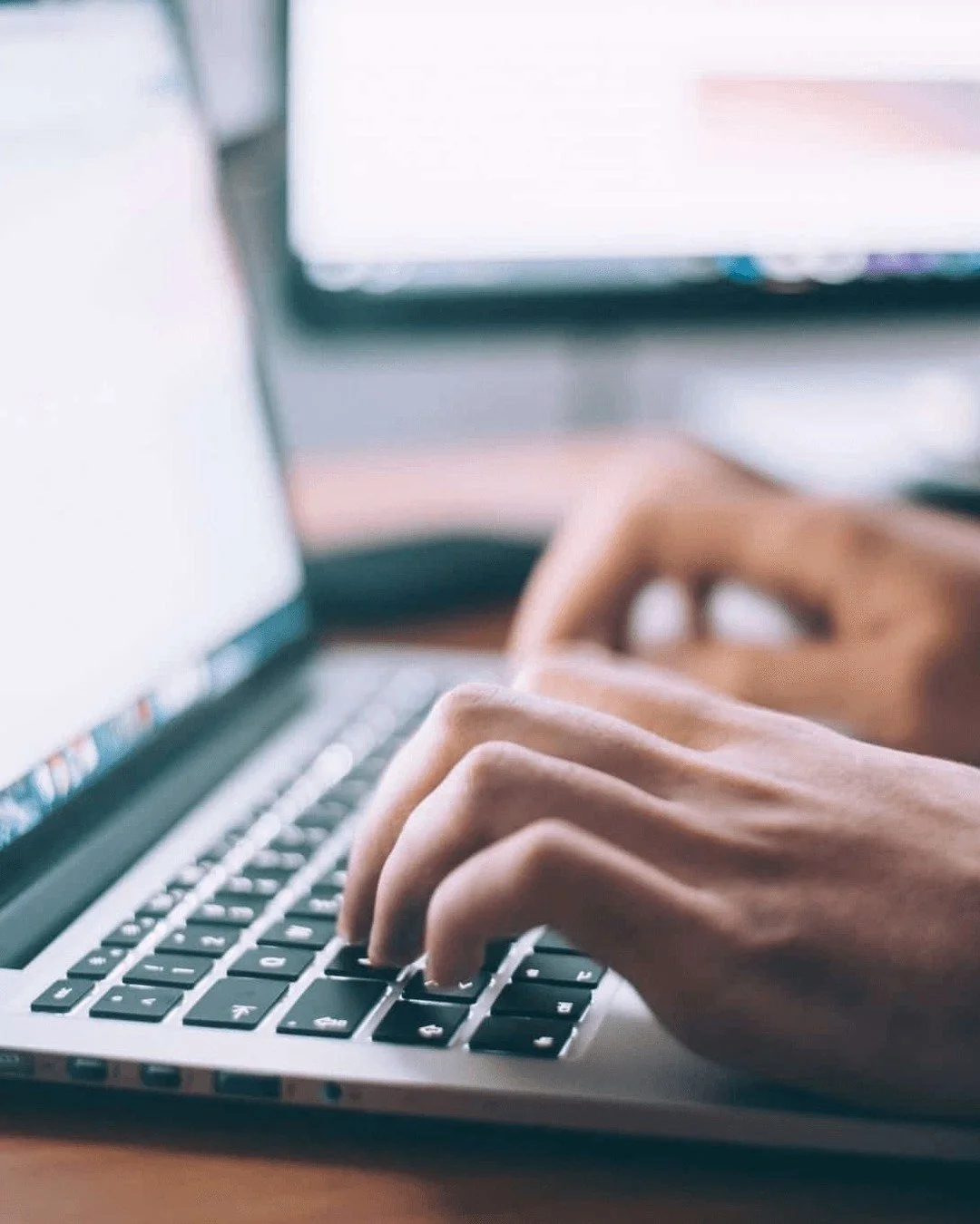 💻 Everyday Basic Computer Skills

Feel more confident using your computer at work, at home, and everywhere in between. This practical class is designed to help you master essential skills like email, file management, internet basics, and the everyda