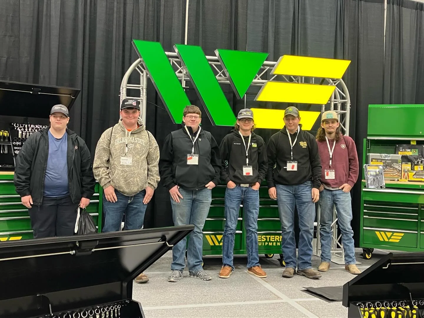 HPTC Diesel students, along with Diesel Instructors Mike Barnes and Kevin Kornele, traveled to Plainview, TX this past weekend to compete in the Western Equipment Ag Tech Open Invitational! 🚜💥

Competing against students from four states in five ch