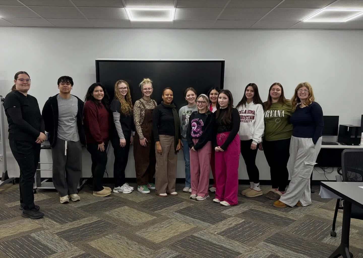 Today, our Health Careers students had the opportunity to host NMDP representative Casandra Robinson, who worked alongside them to assemble life-saving swab kits. Through this hands-on experience, students helped support the mission of matching donor