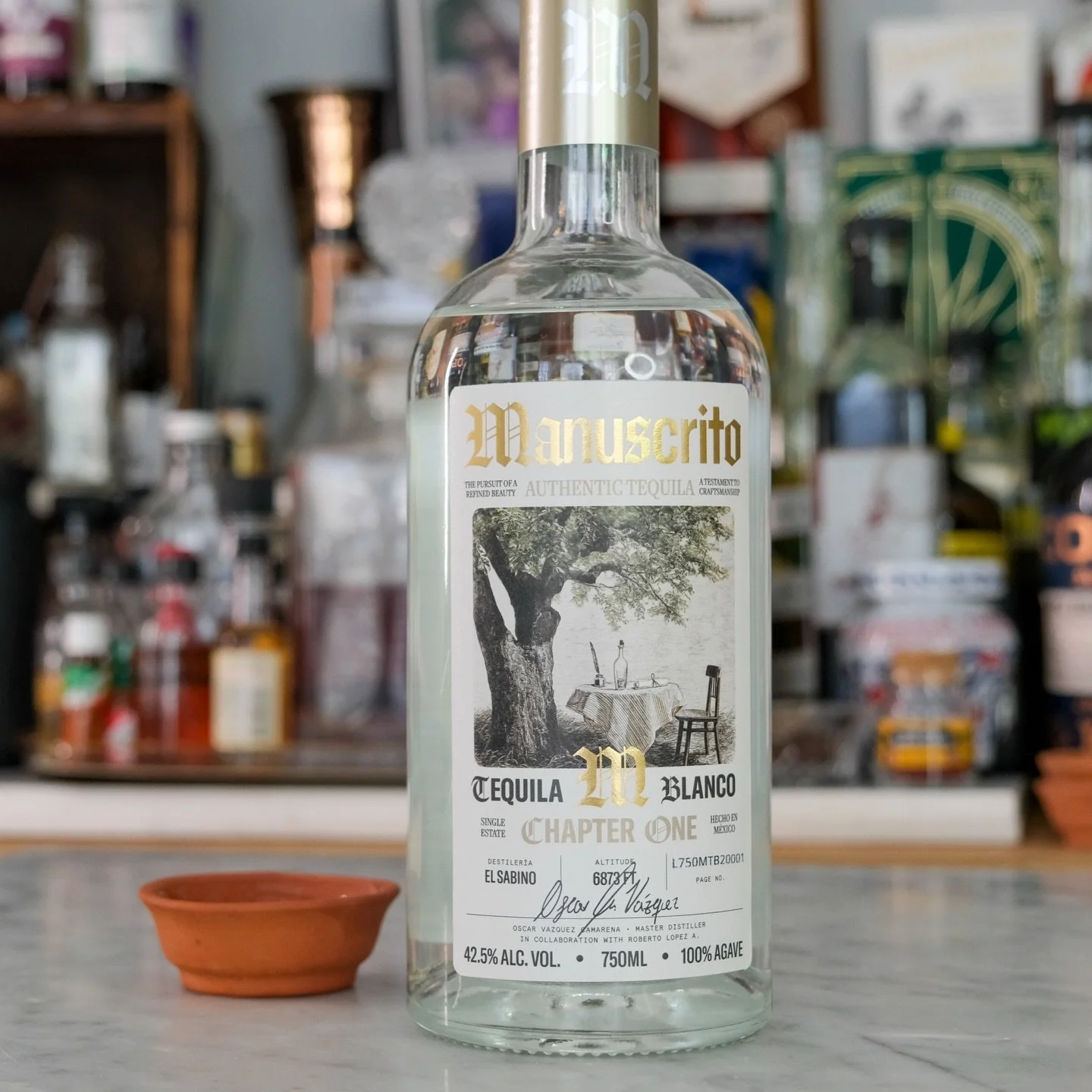 When I say &ldquo;classic&rdquo; agave profile, @manuscrito_tequila&rsquo;s Chapter 1 blanco is exactly what I&rsquo;m talking about.

Cooked agave, crisp green veggies, cracked pepper, lemon zest, rose water, hints of smoke &amp; raw herbs; that vel